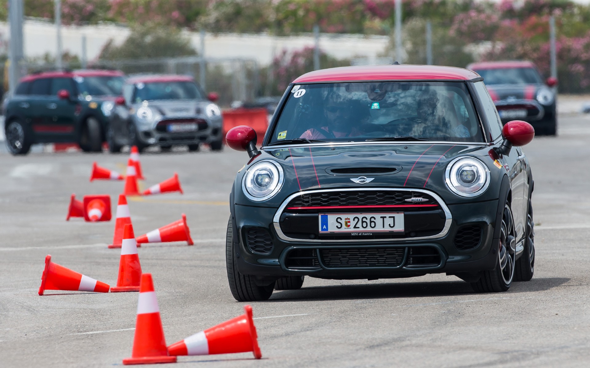 MINI JCW Workout 2017: Στρίψαμε και φρενάραμε!