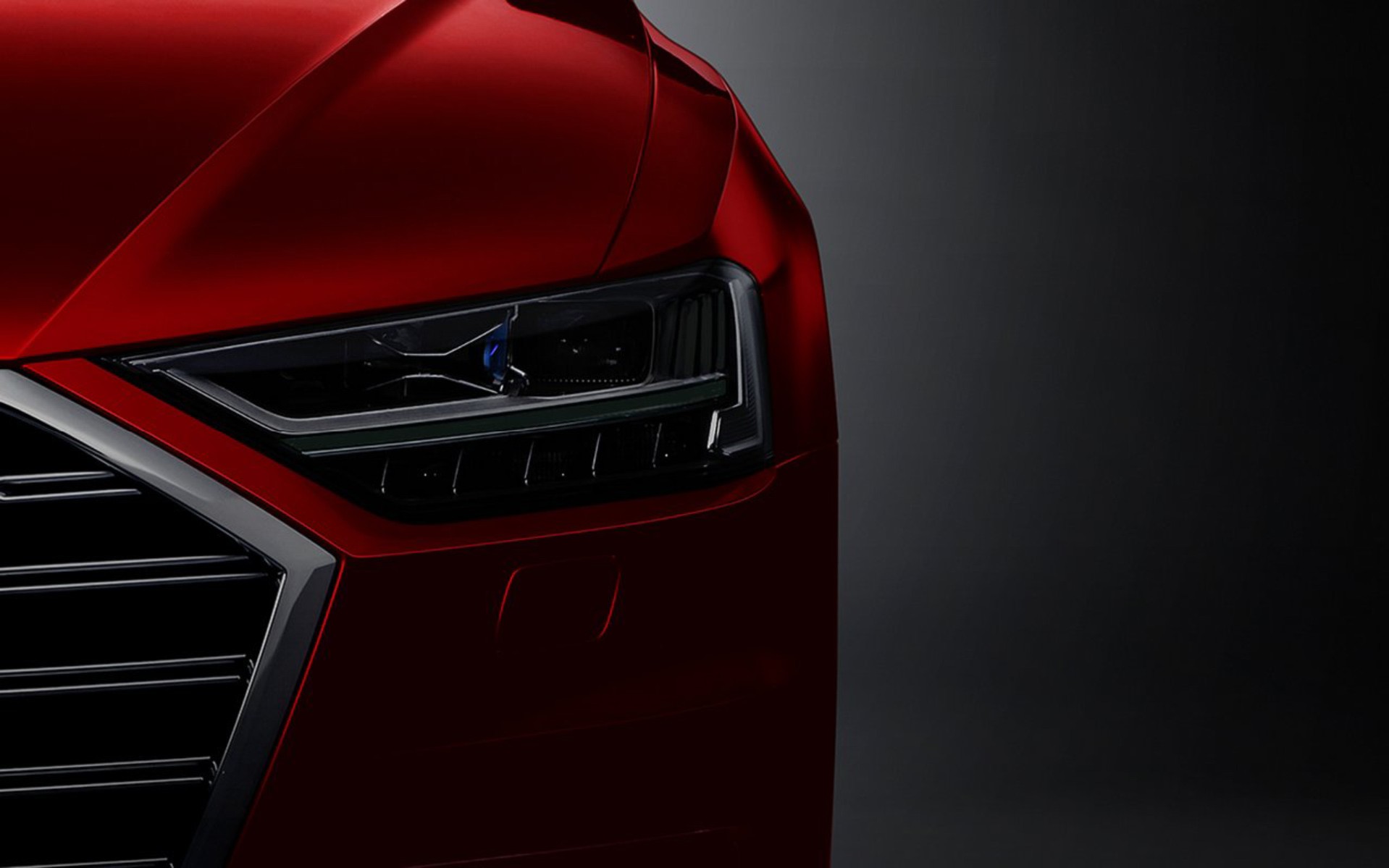 Τo Audi A8 κάνει το μποτιλιάρισμα… παιχνιδάκι (video)