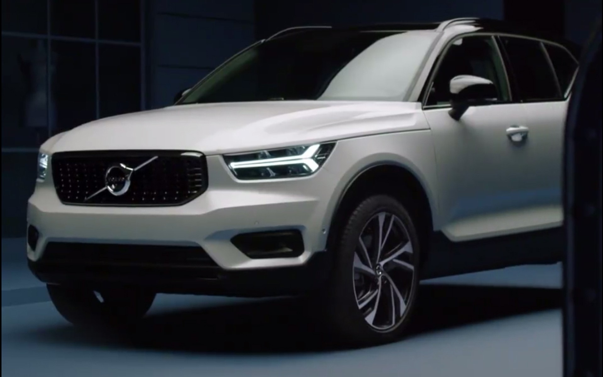 Διέρρευσε το νέο Volvo XC40