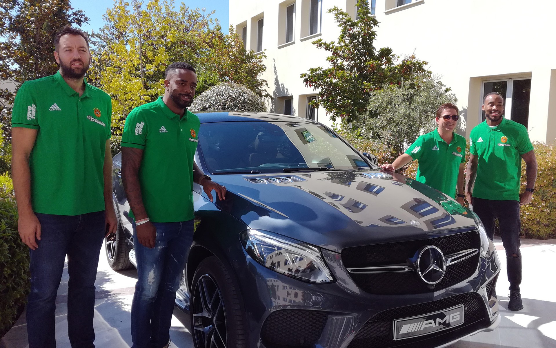 Mercedes-Benz και Παναθηναϊκός: Ομάδα που κερδίζει δεν αλλάζει