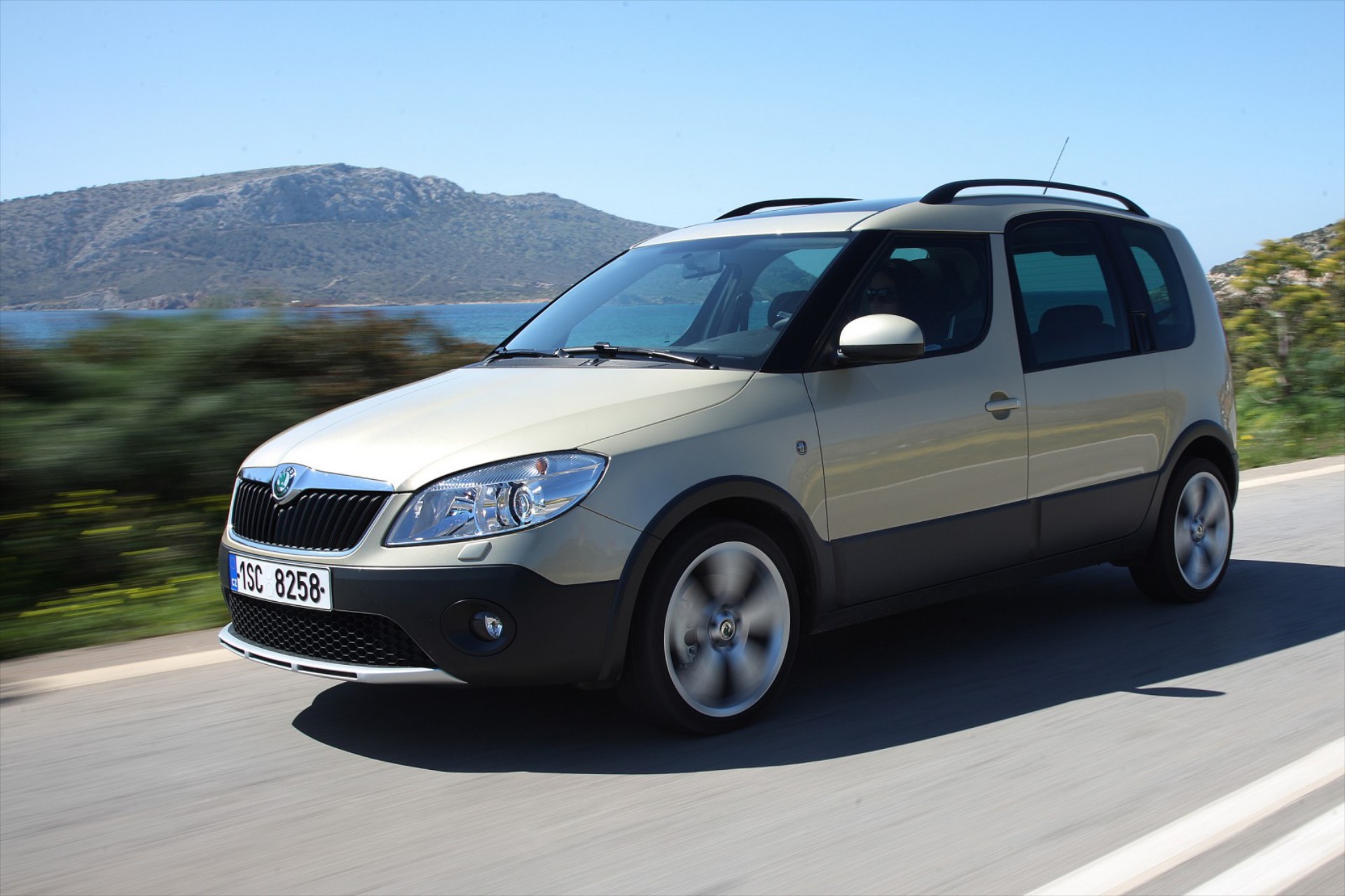 Skoda Roomster 1.2 TSI Scout