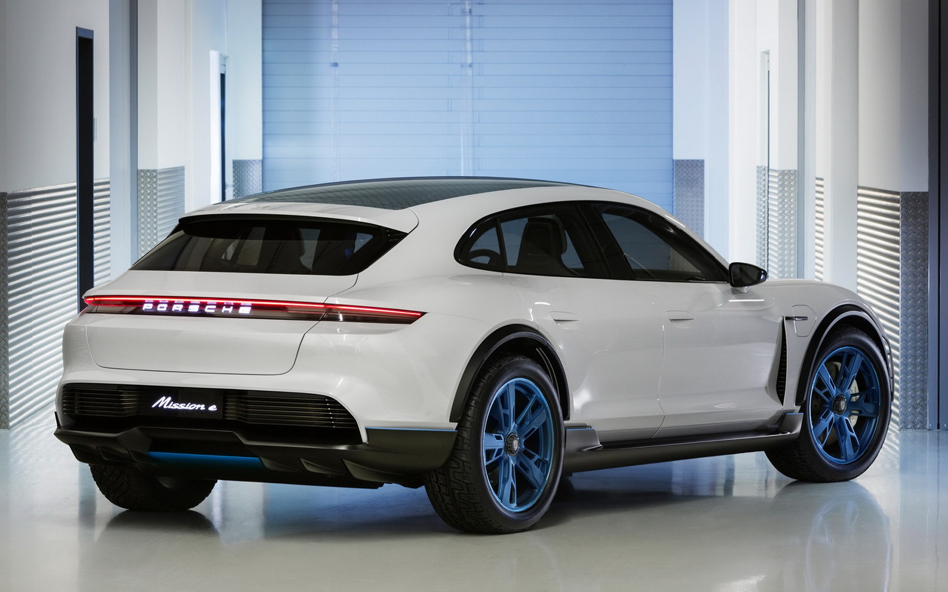 Mission E Cross Turismo: Ηλεκτρικό crossover από την Porsche