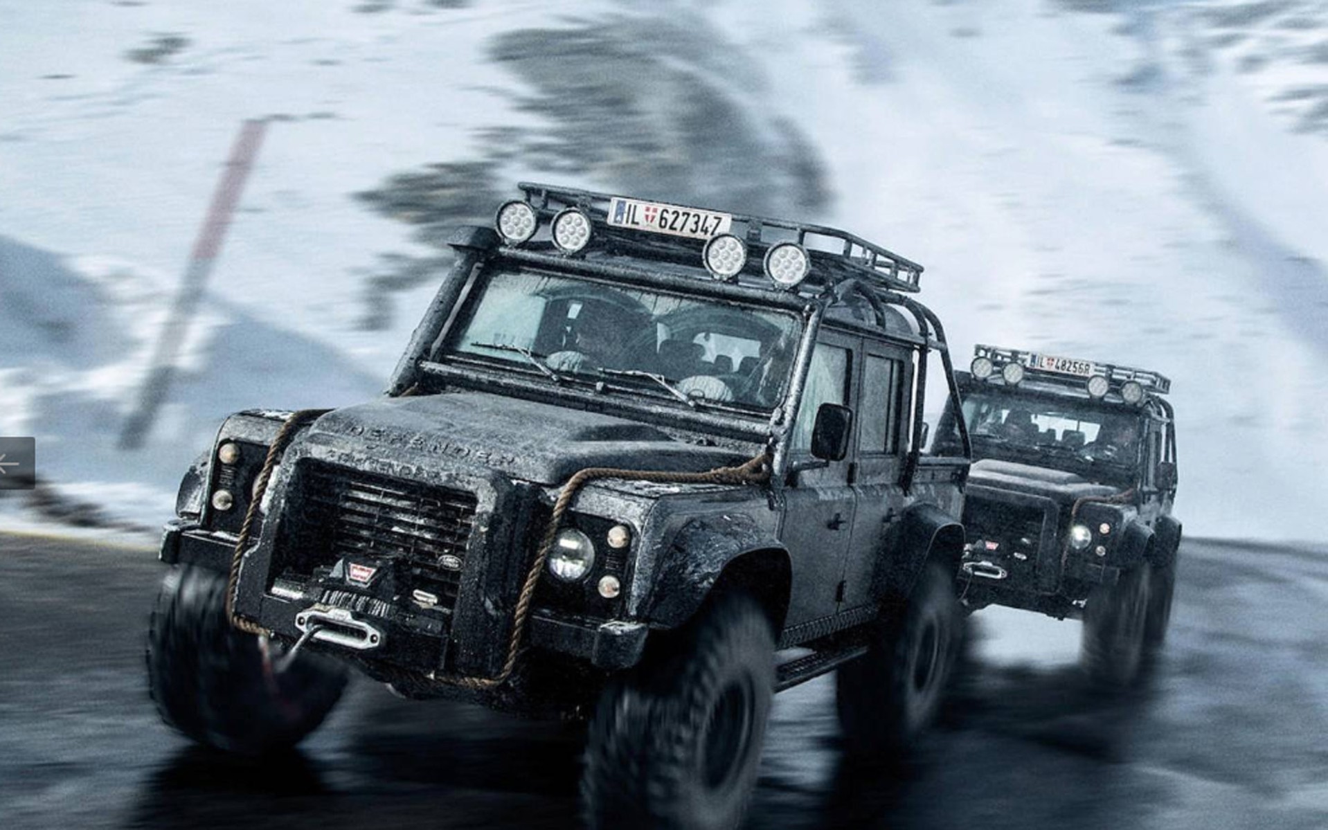 Προς πώληση το Defender του James Bond