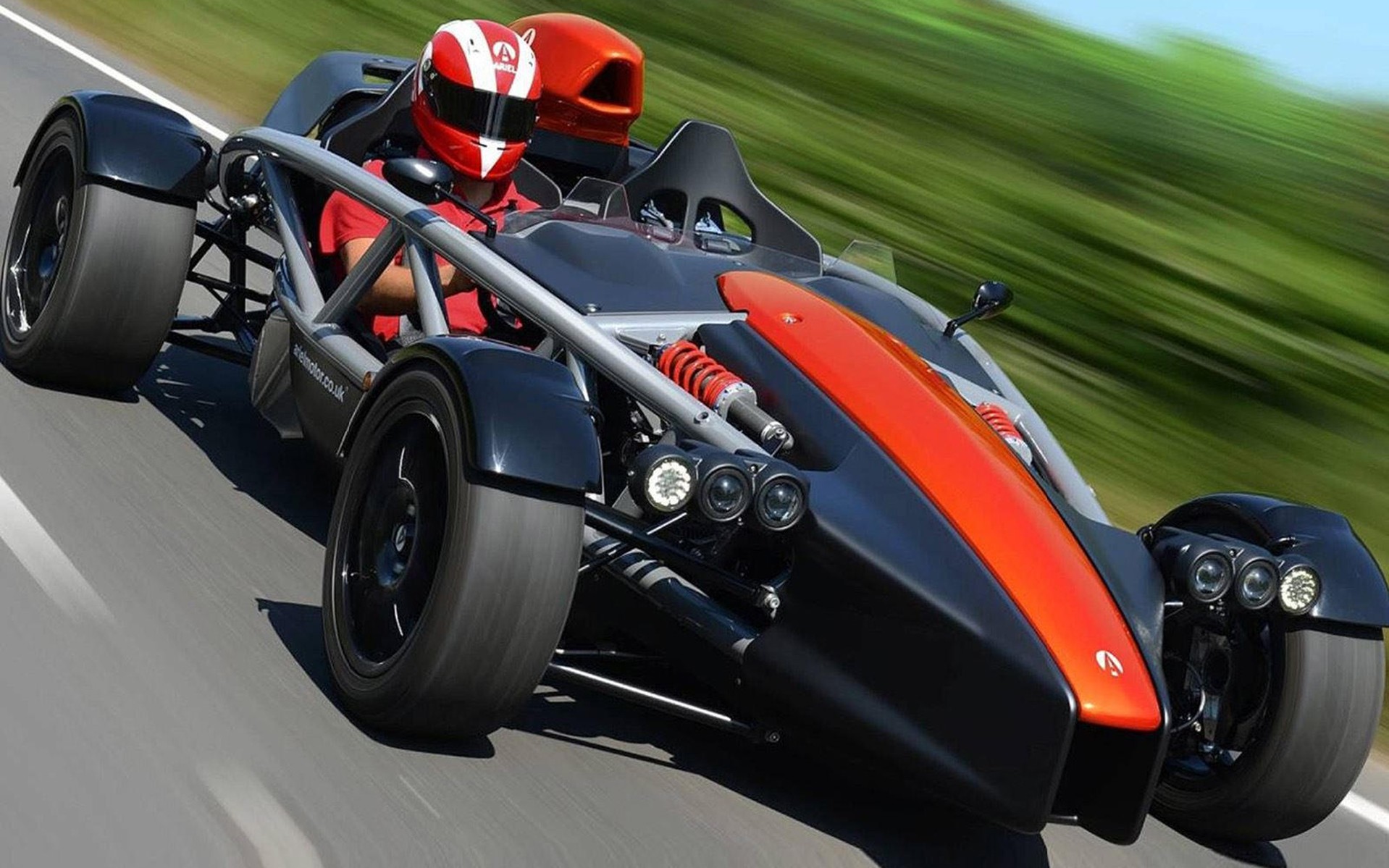 Νέο Ariel Atom 4 με 0-100 km/h σε 2,8 sec