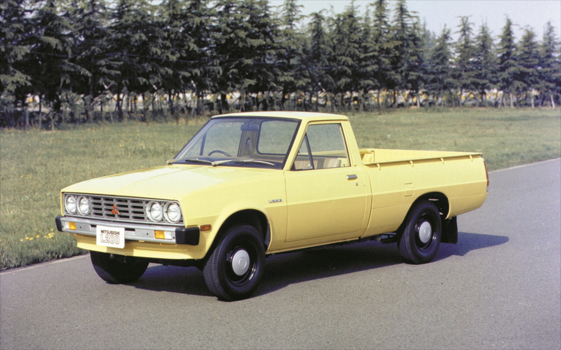 40 χρόνια pick up από την Mitsubishi