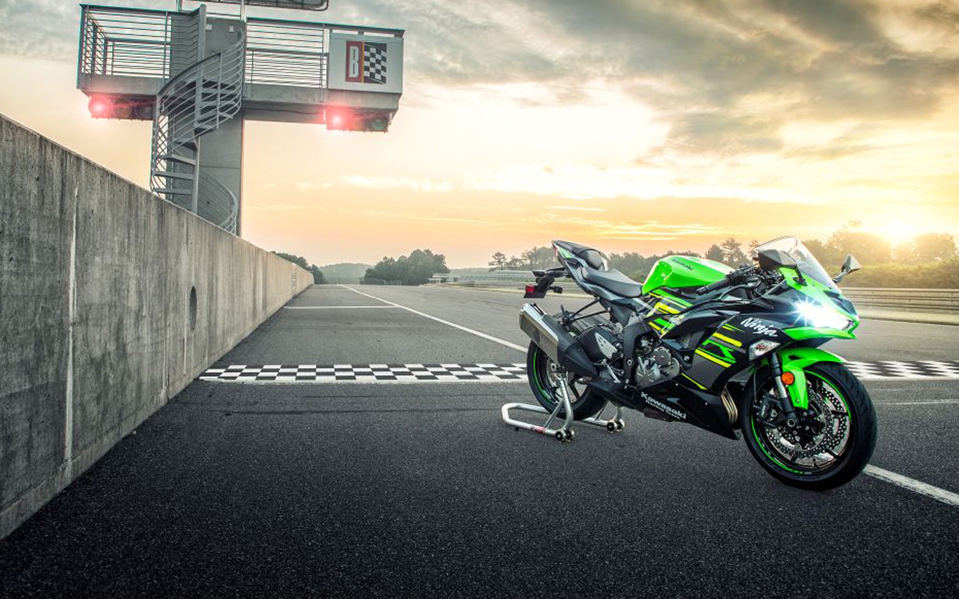 Νέα Kawasaki Ninja ZX-6R