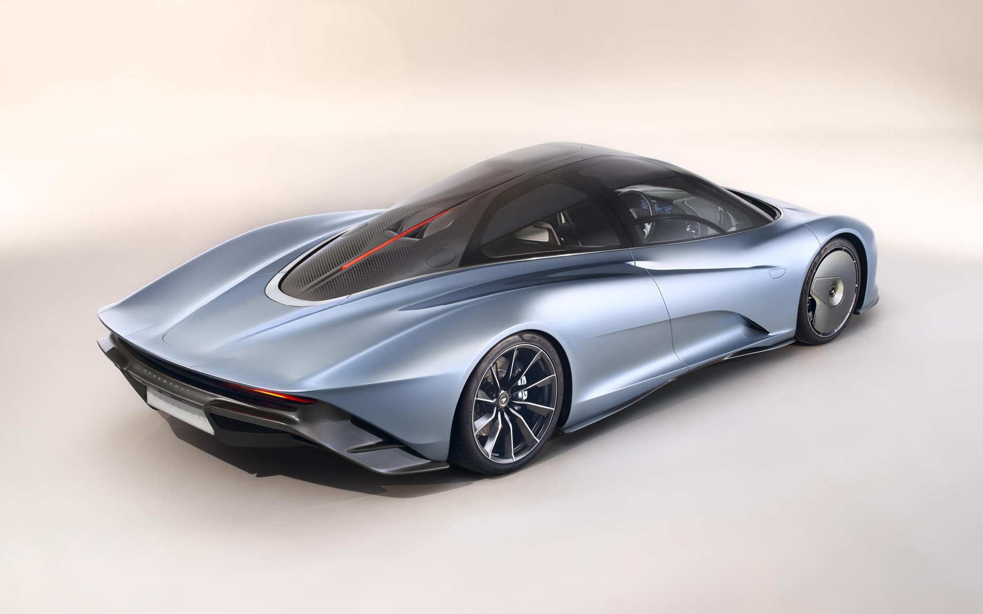 Η νέα McLaren ξεπερνά τα 400 km/h!