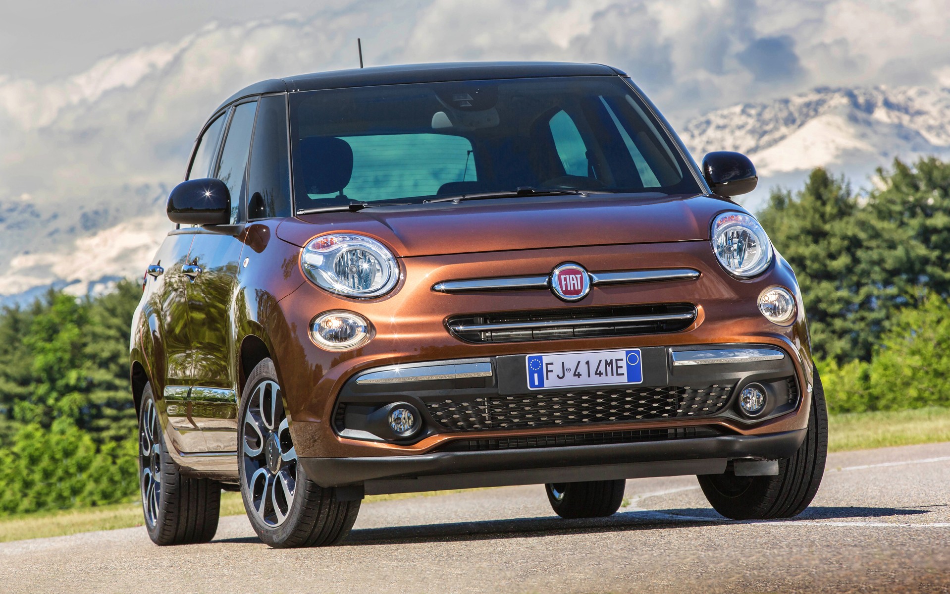 <br />
<b>Notice</b>: Undefined property: stdClass::$title in <b>/home/www3gocar/public_html/templates/t2024/ice_c/9a1326b63621589c2d0ae49576f7df8a09573c42_0.file.box.featured.tpl.php</b> on line <b>89</b><br />