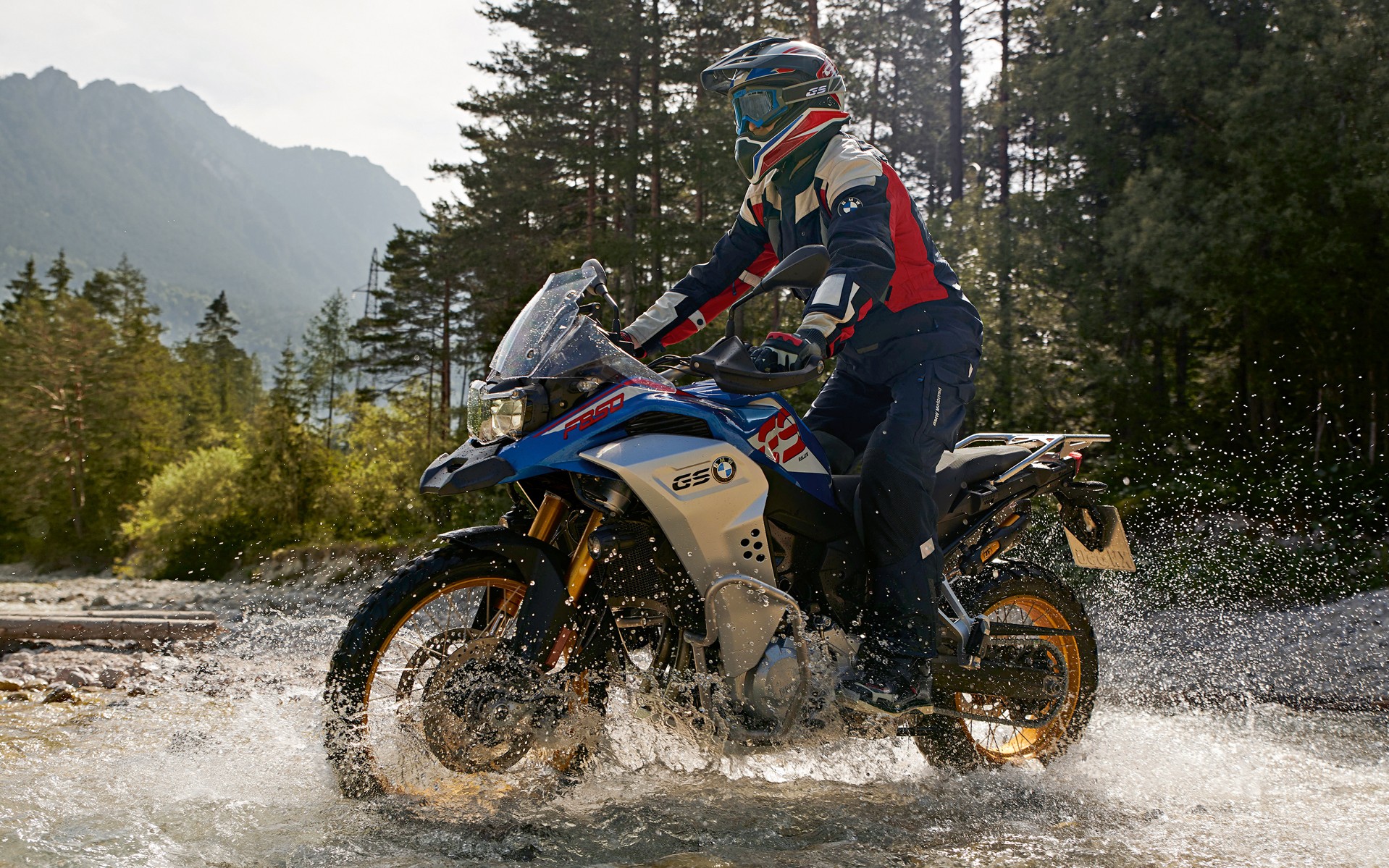 Νέα BMW F 850 GS Adventure από 13.900 ευρώ