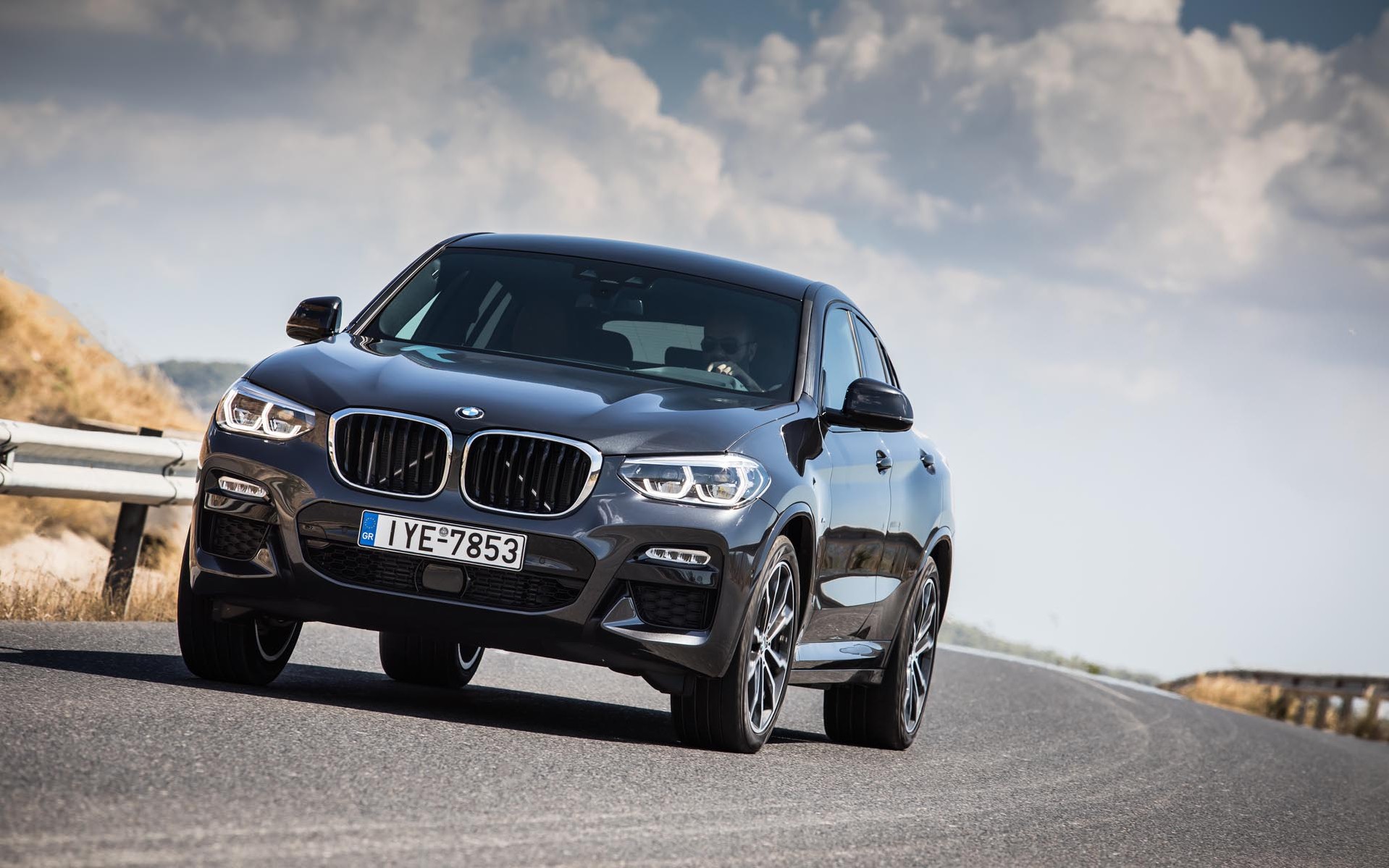 Bmw x4 xdrive20d xline обзор