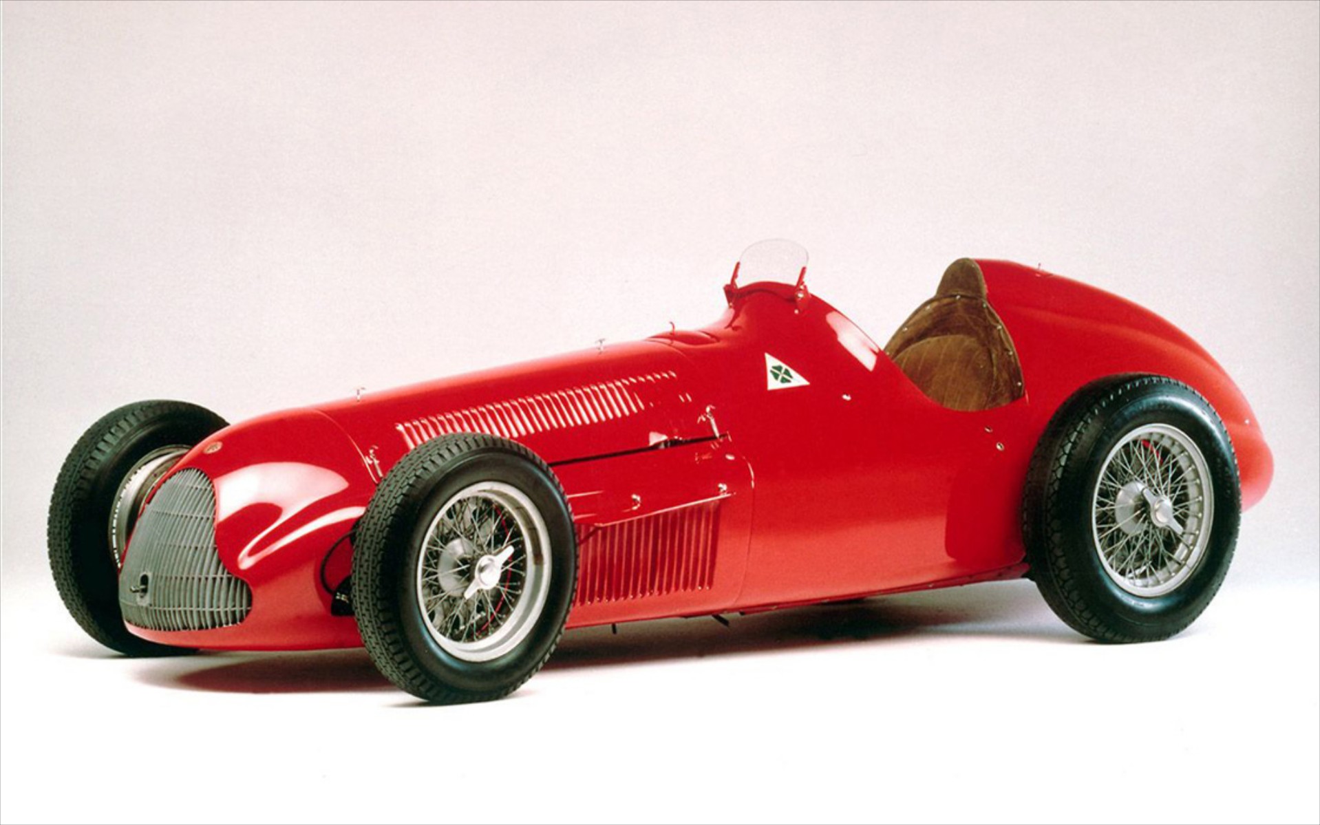 Τα θρυλικά μοντέλα του ομίλου FCA στη δημοφιλέστερη έκθεση κλασσικών αυτοκινήτων στην Ευρώπη