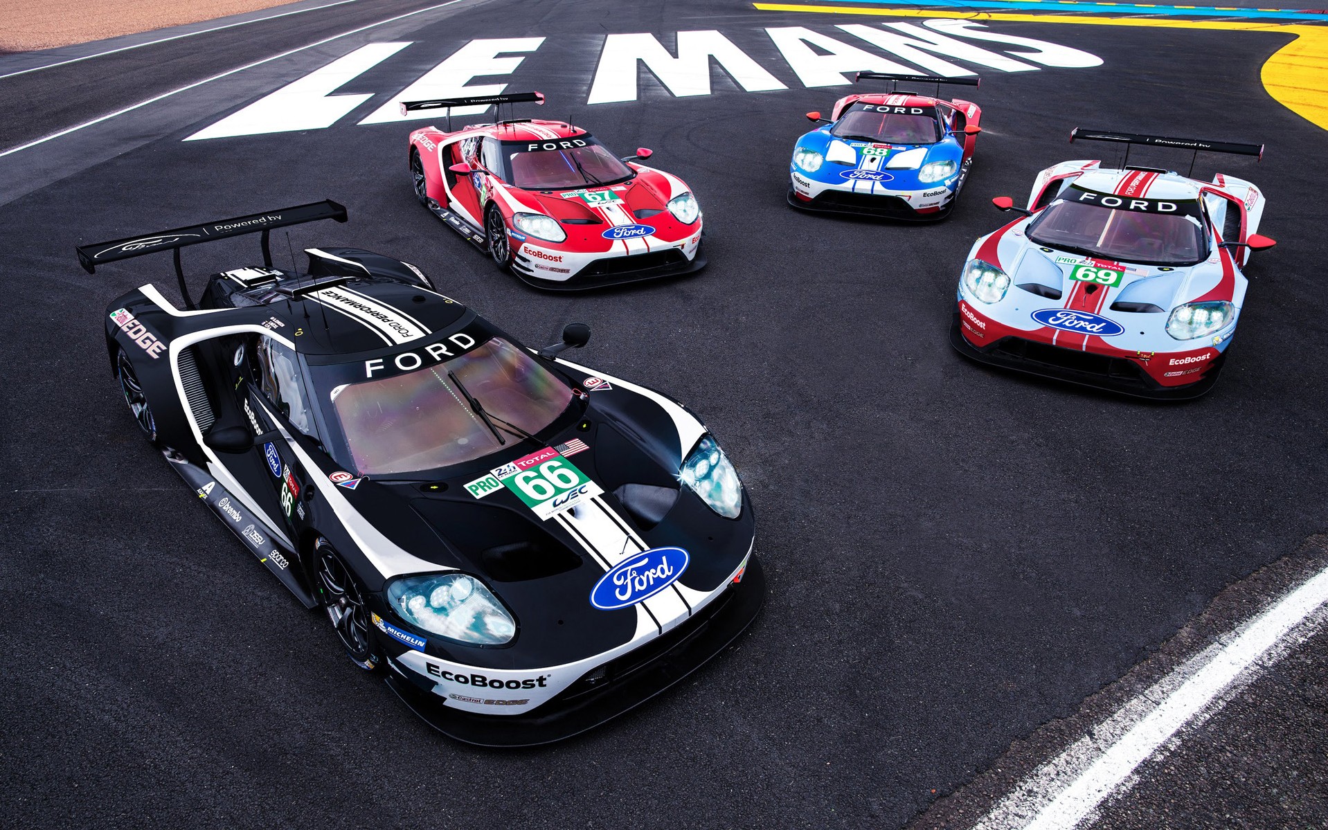 Τα αγωνιστικά Ford GT στολισμένα στα χρώματα της… επιτυχίας