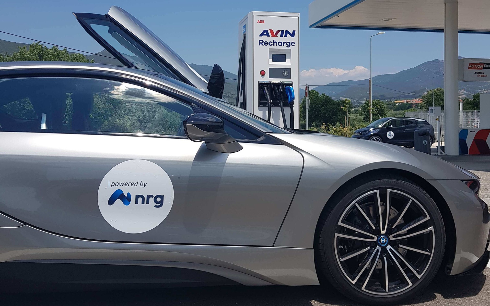 Νέα εποχή στην Ελλάδα: Φόρτιση των ηλεκτρικών στο 80% σε 20 λεπτά!