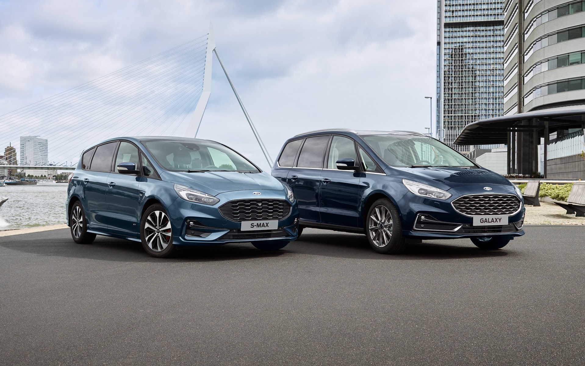 Νέο Ford Galaxy Vignale και αναβαθμισμένο S-MAX
