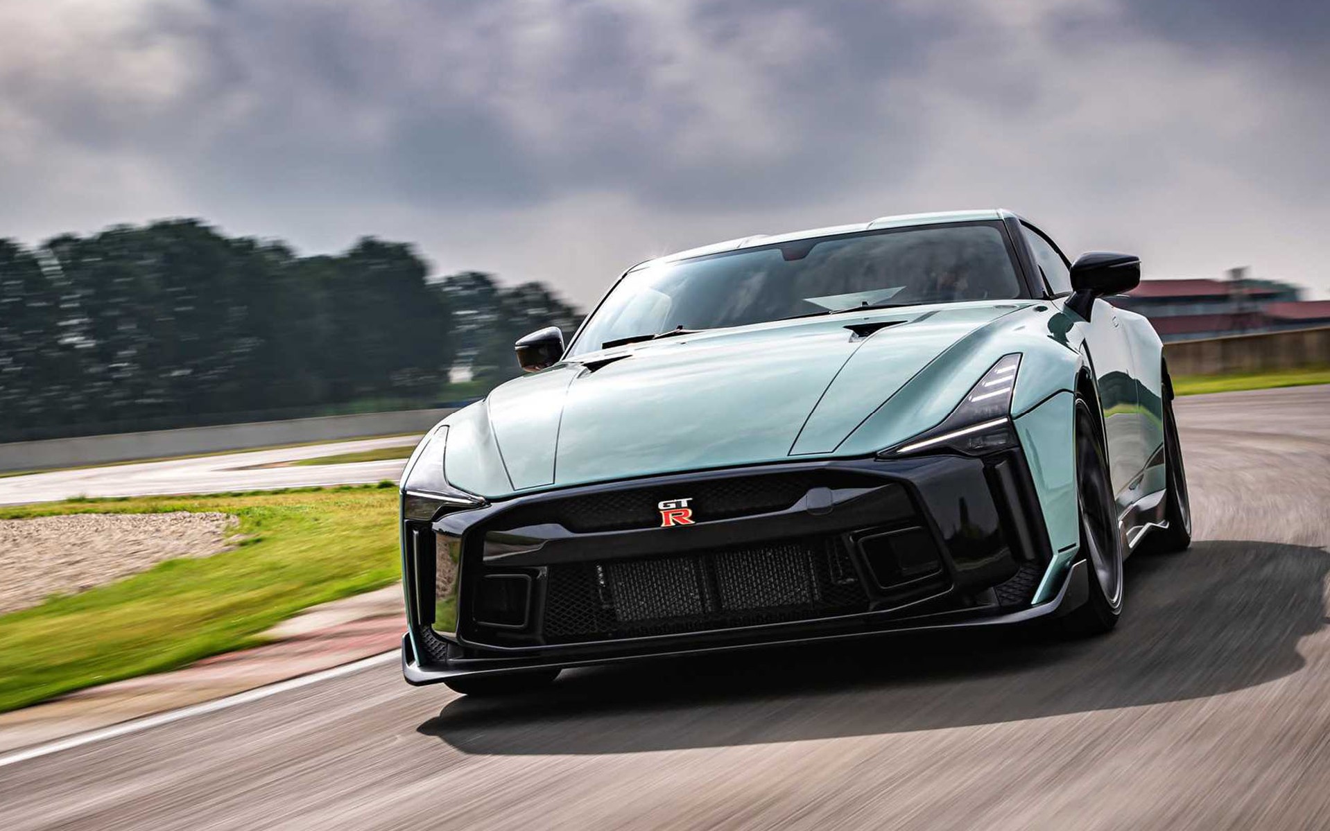 Έτοιμο το συλλεκτικό Nissan GT-R50 Italdesign του ενός εκ. ευρώ