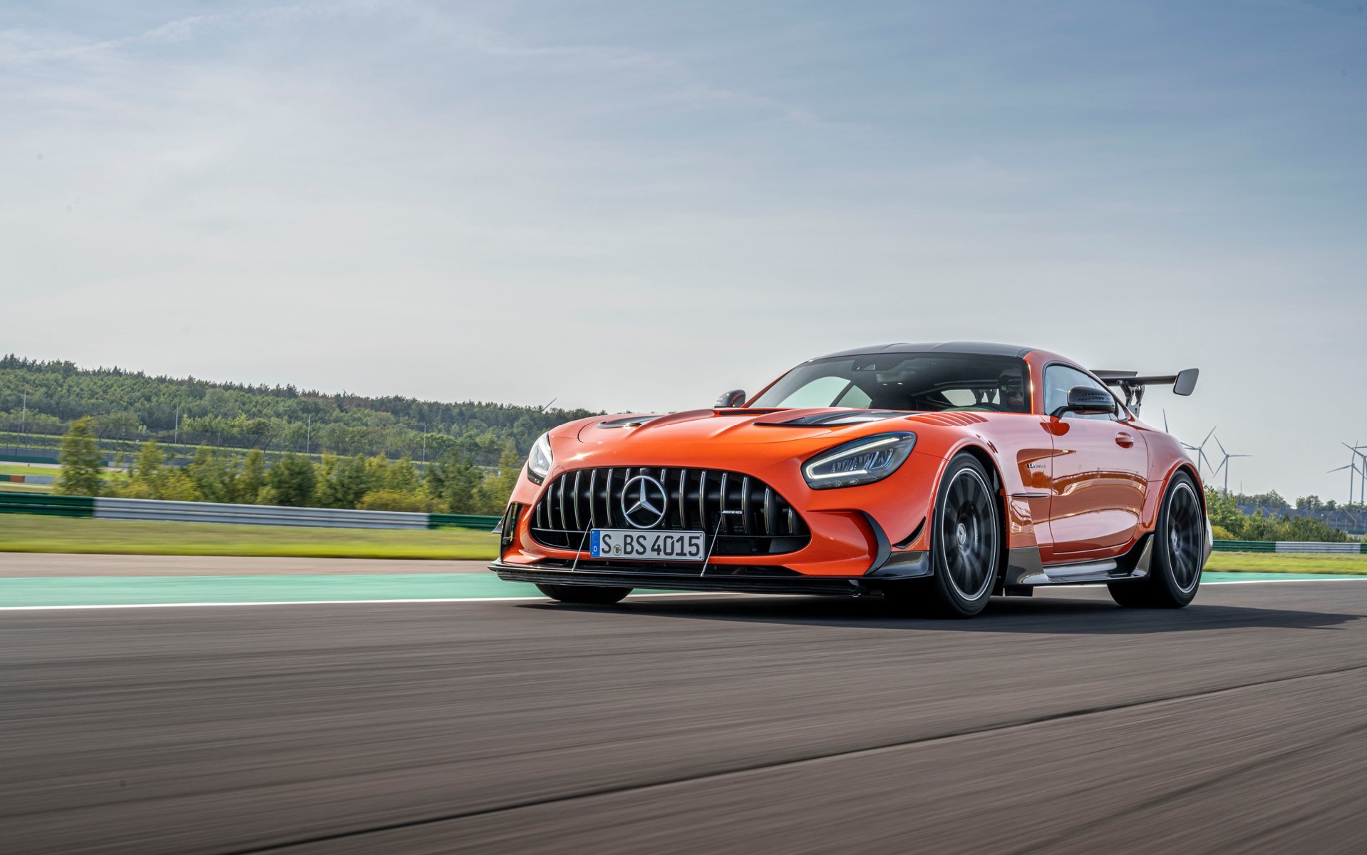 Η νέα AMG GT Black Series διαθέτει τον ισχυρότερο V8 που κατασκεύασε ποτέ η Mercedes-Benz! 