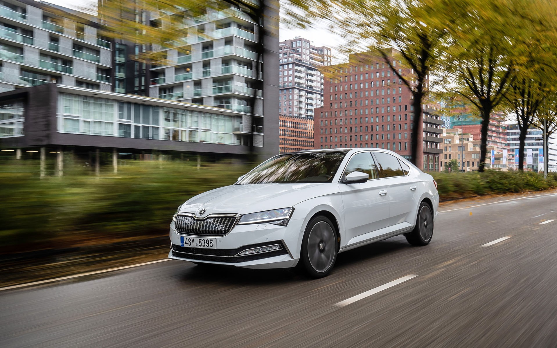 Δοκιμή: Skoda Superb iV - ΥΠΕΡΟΧΗ