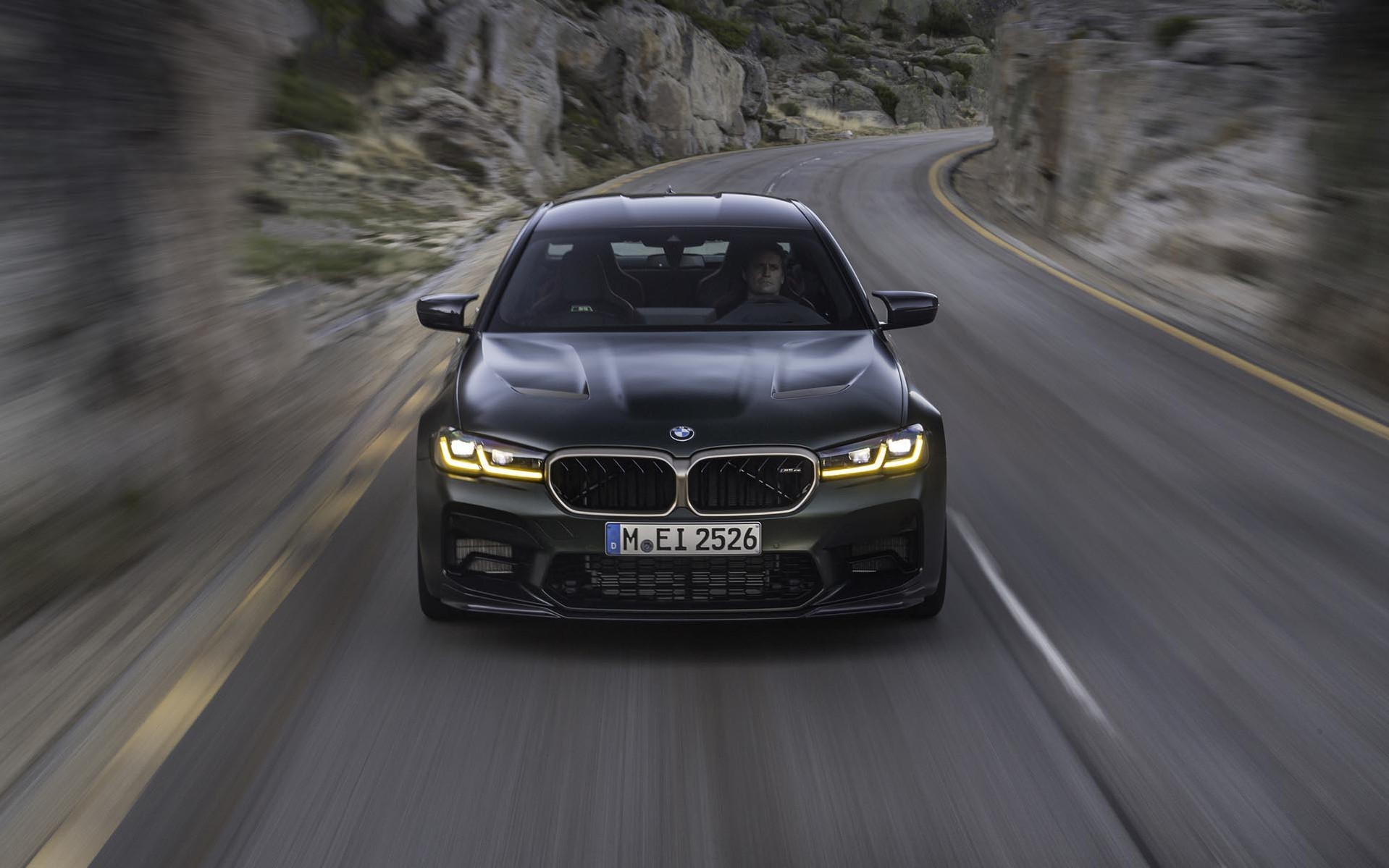 M5 CS: Το πιο ισχυρό μοντέλο στην ιστορία της BMW M (video)