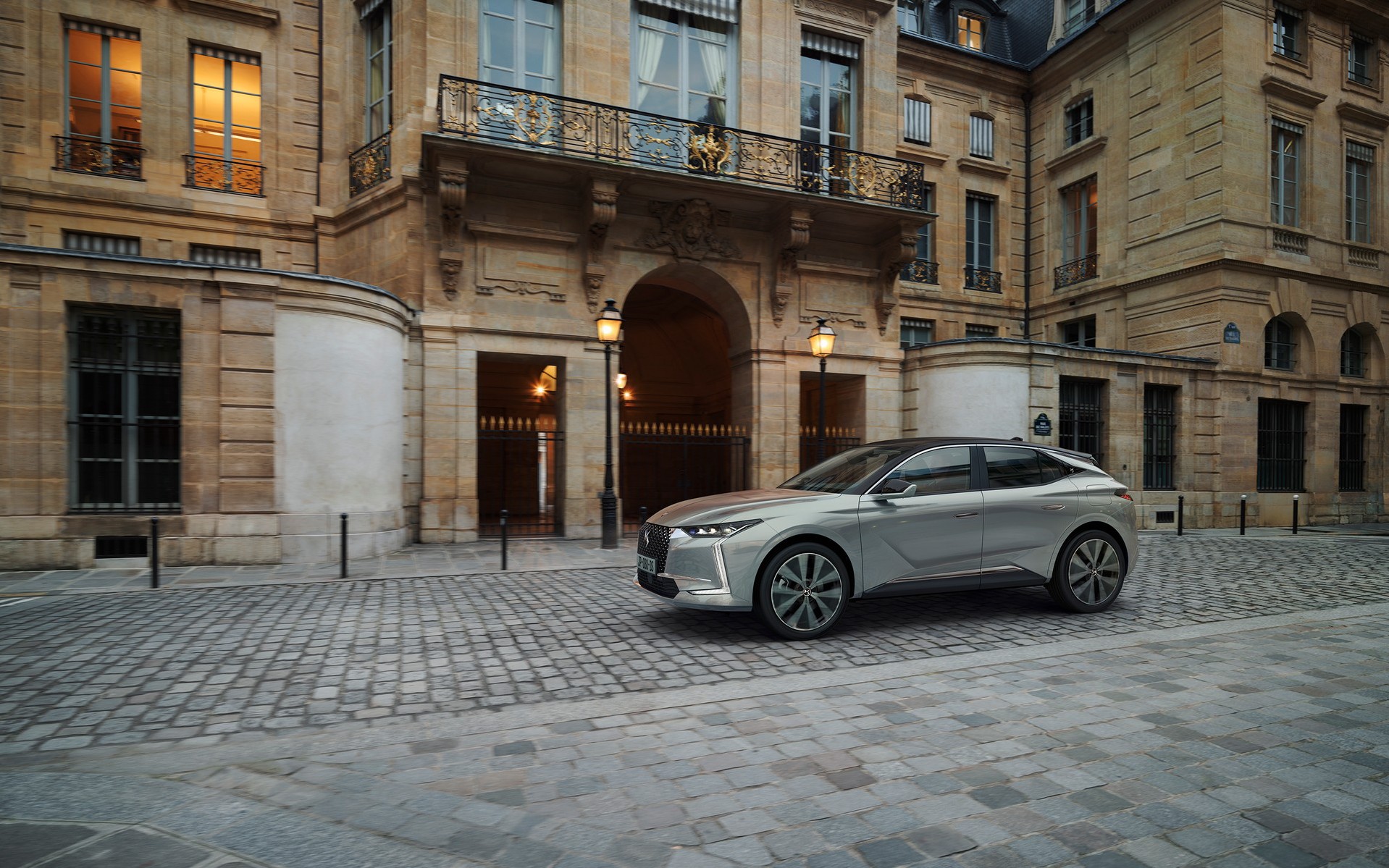 <br />
<b>Notice</b>:  Undefined property: stdClass::$title in <b>/home/www3gocar/public_html/templates/t2024/ice_c/9a1326b63621589c2d0ae49576f7df8a09573c42_0.file.box.featured.tpl.php</b> on line <b>89</b><br />
