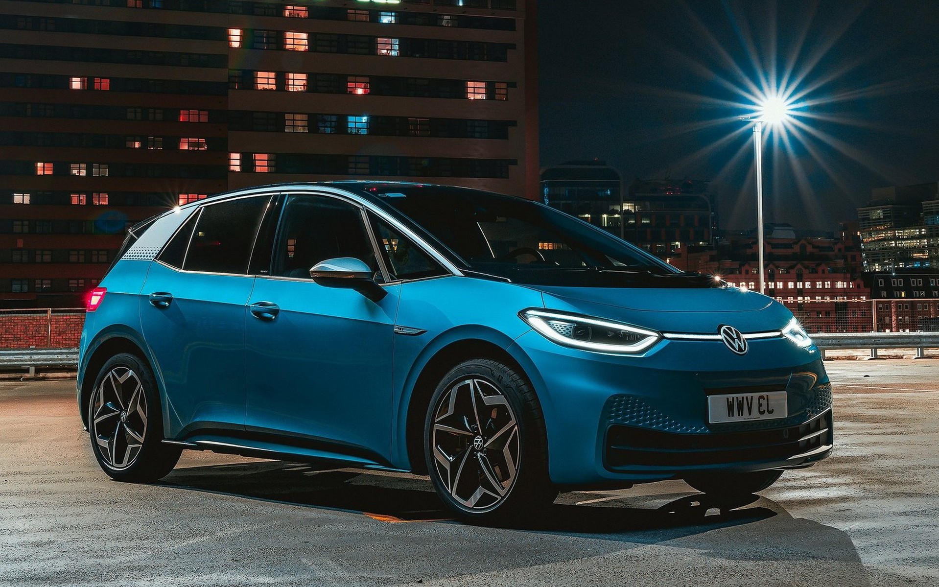 UBS: «Αγοράστε μετοχές της Volkswagen – Το 2022 θα είναι ηγέτης στην αγορά ηλεκτρικών αυτοκινήτων»