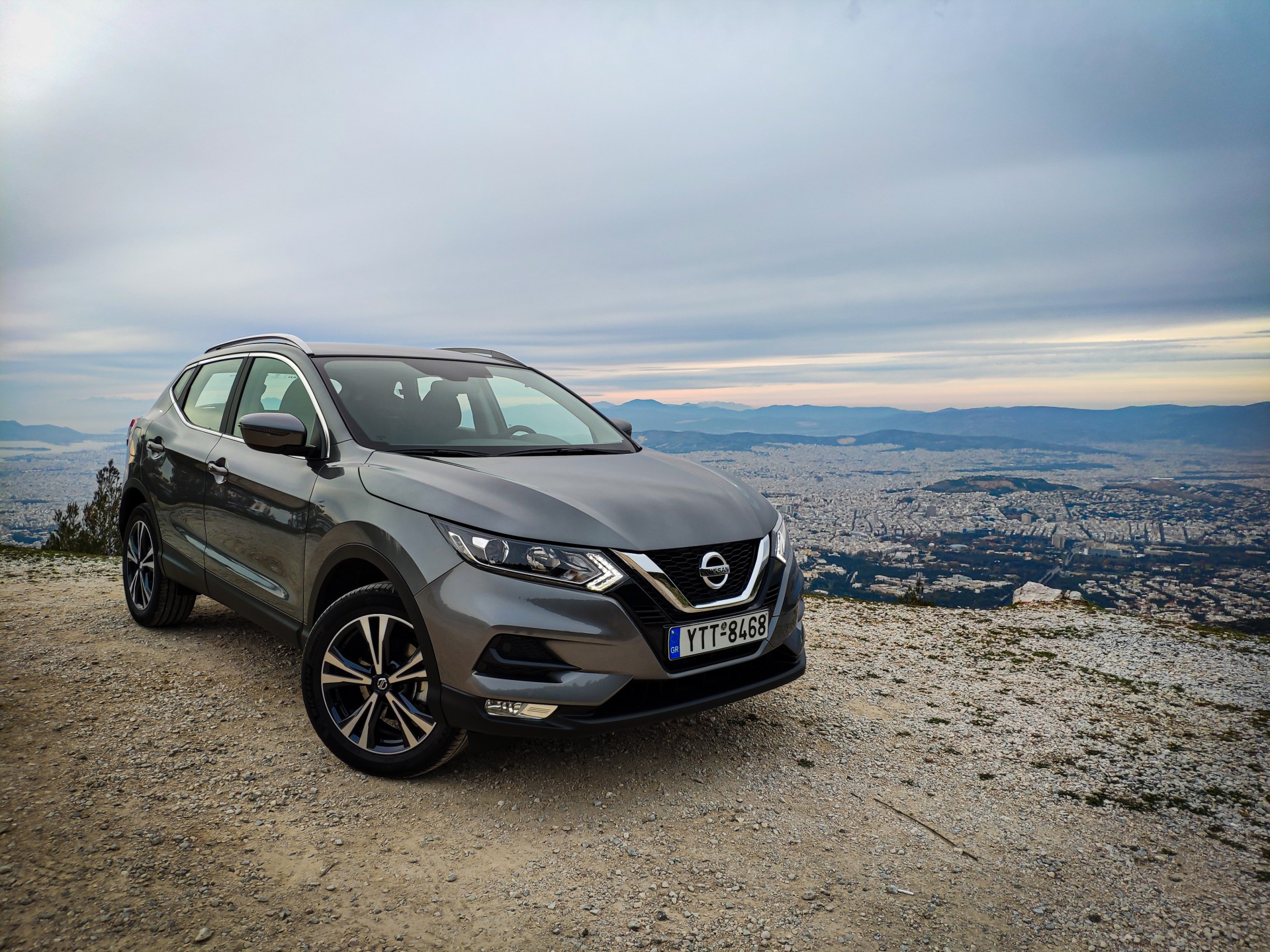 Δοκιμή Nissan Qashqai 1.3 140 PS Acenta C-Look: Πολυτέλεια με κάτω από 22.000 €