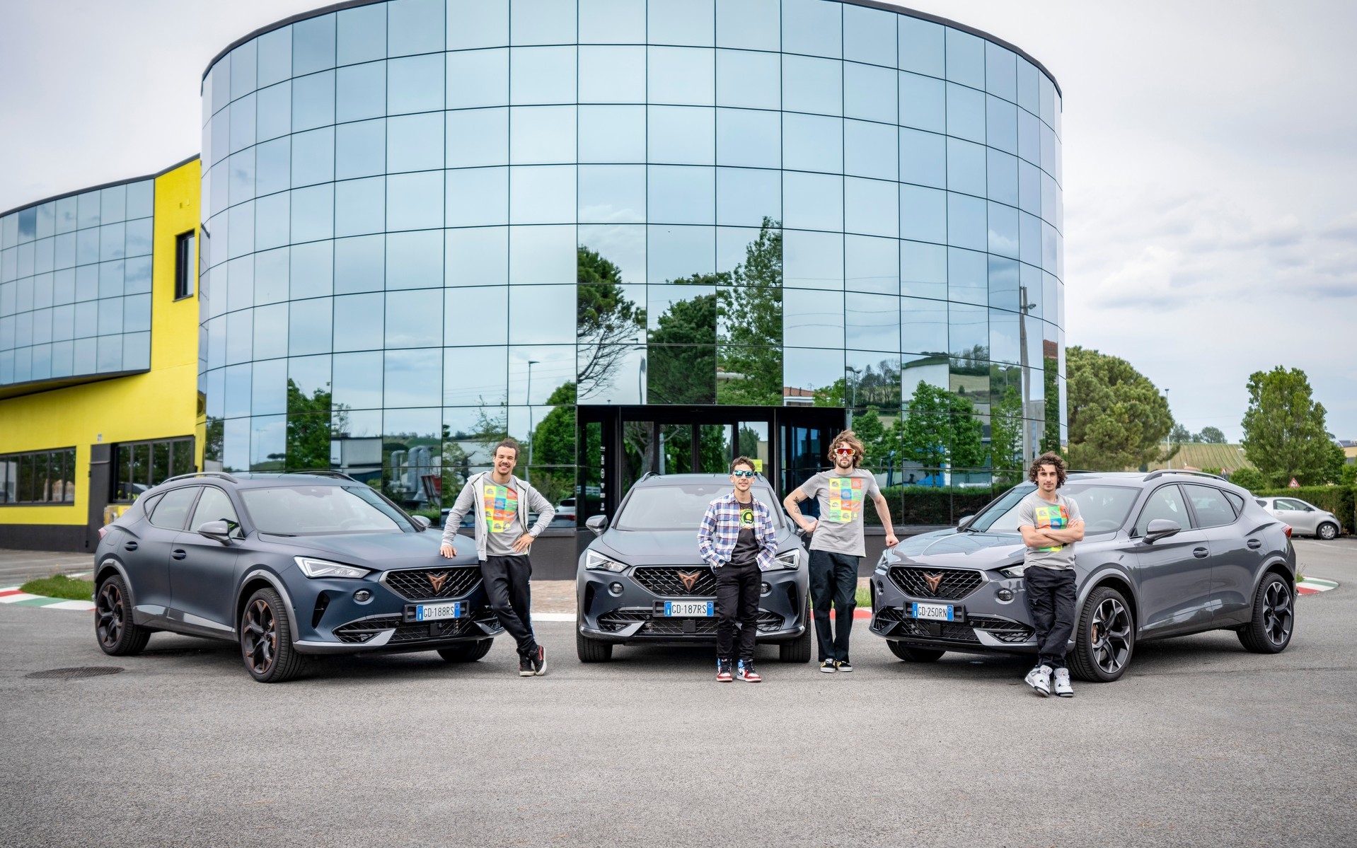 Η Cupra ενώνει τις δυνάμεις της με τον Valentino Rossi! 