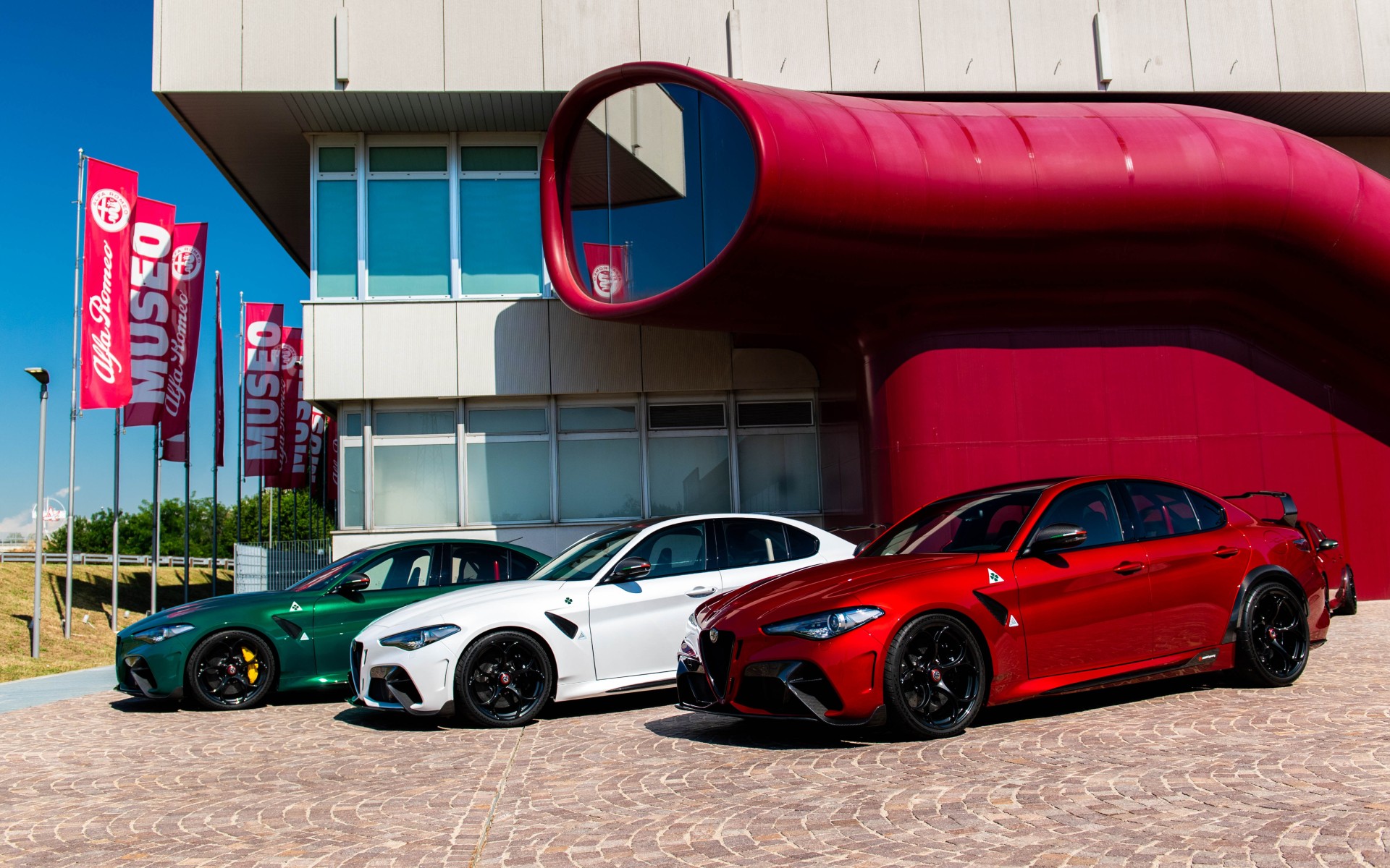 111 χρόνια ένδοξης ιστορίας. Χρόνια Πολλά Alfa Romeo! 