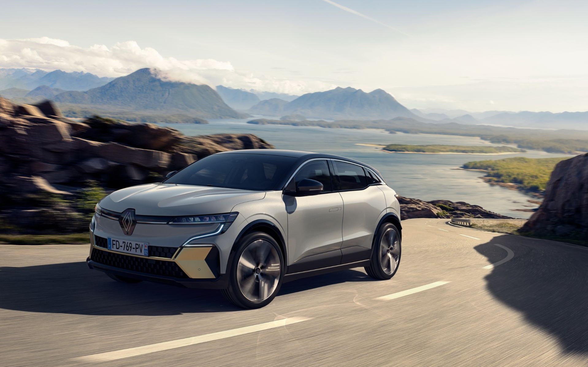 Megane E-Tech, το νέο ηλεκτρικό SUV της Renault με 470 χιλιόμετρα αυτονομία