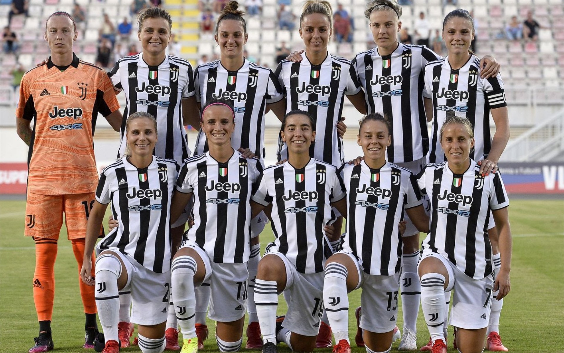 Οι αμαζόνες του ευρωπαϊκού ποδοσφαίρου και η Jeep