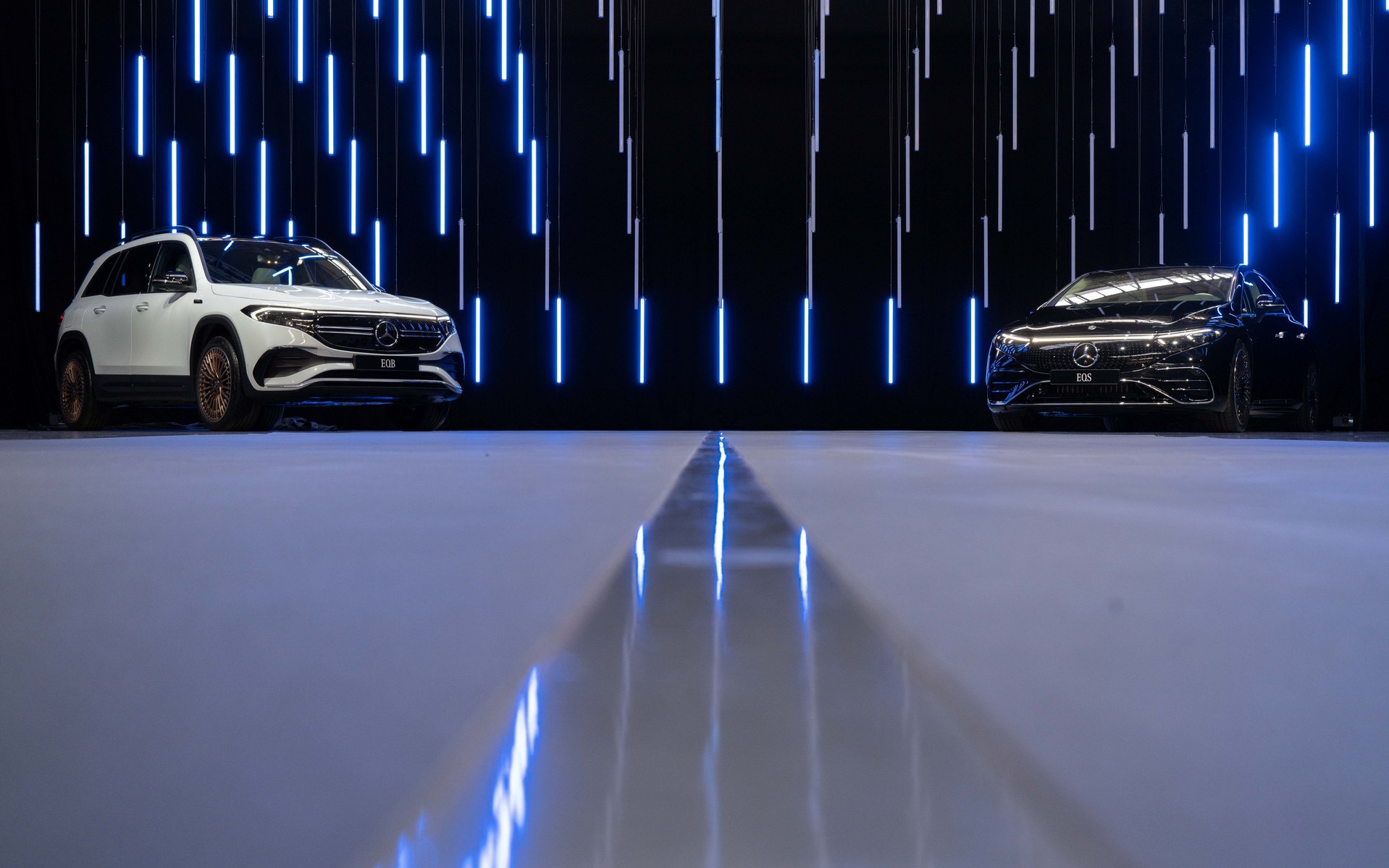 Αποκάλυψη εντός συνόρων για τις νέες Mercedes Benz EQS και EQB