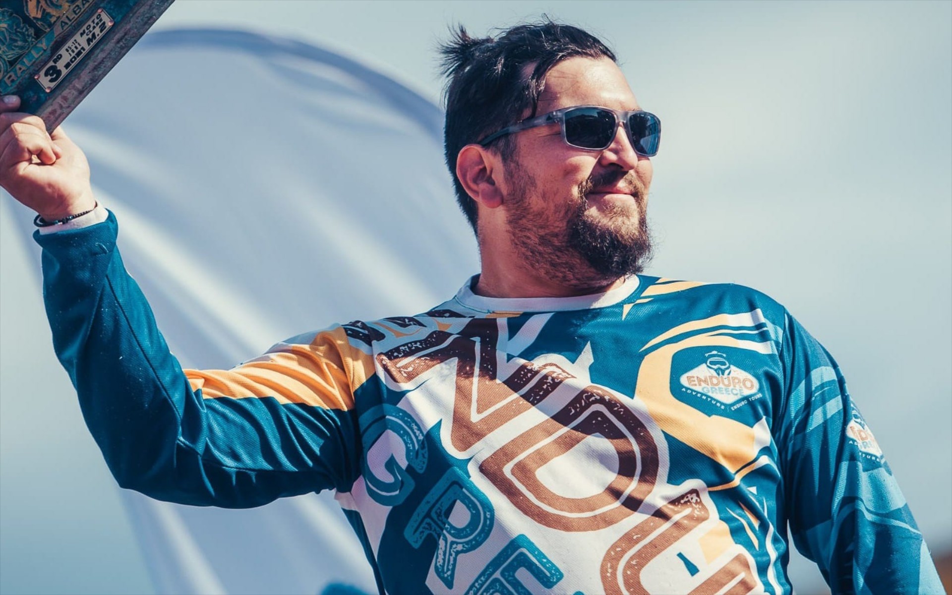 Γνωρίστε τον Έλληνα που θα λάβει μέρος στο Rally Dakar με μοτοσυκλέτα