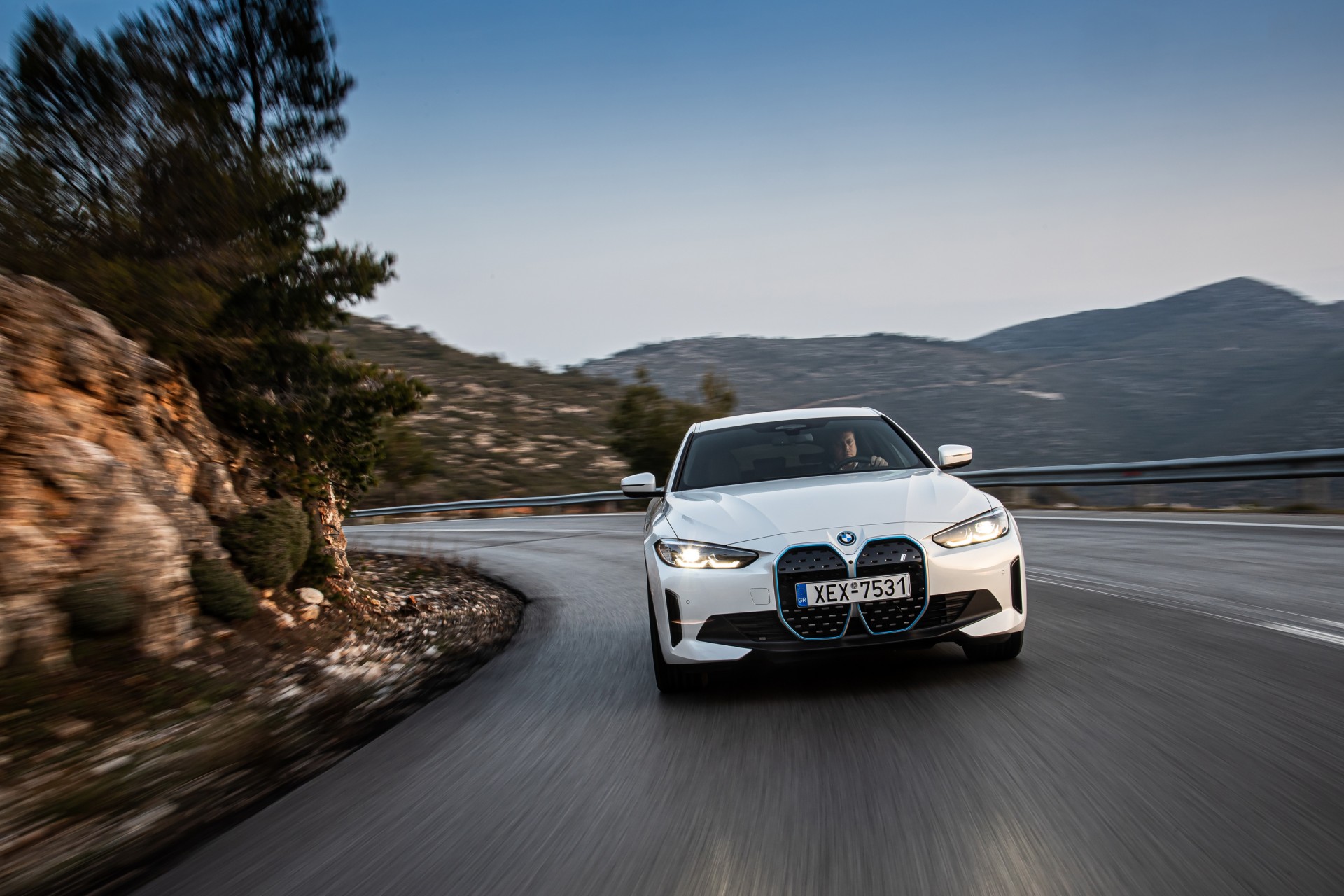 Πρώτη οδήγηση στην Ελλάδα: BMW i4