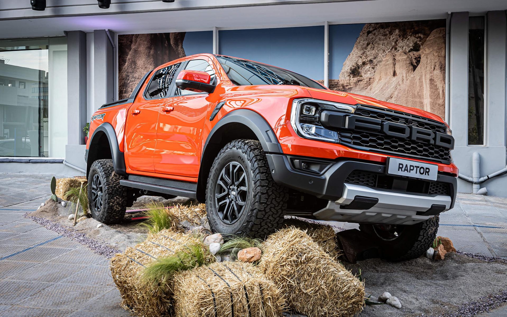 Στην Ελλάδα το εξακύλινδρο Ford Ranger Raptor! [video]