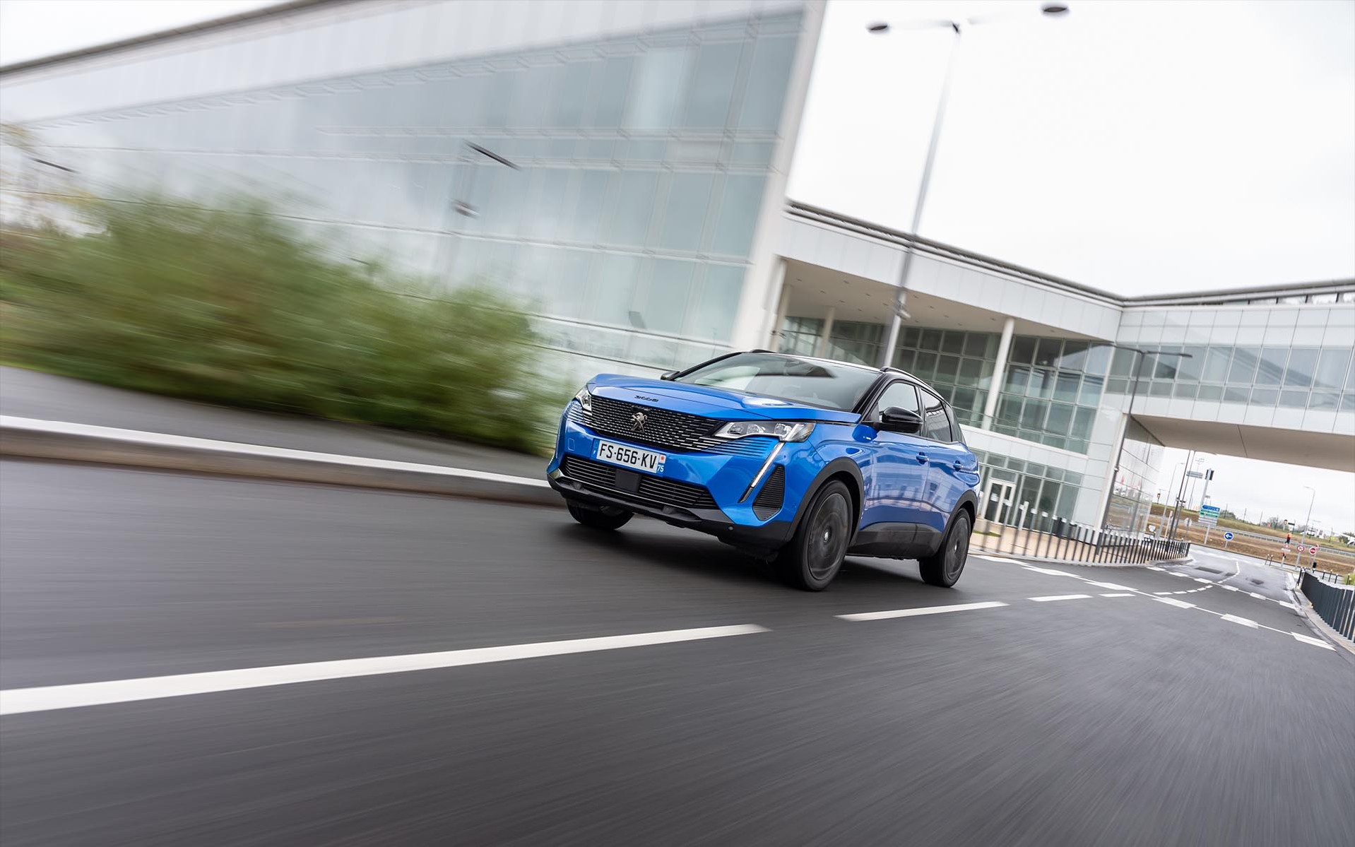 Δοκιμή Peugeot 3008 Hybrid: Με 225 ίππους και 1,5 lt/100 km κατανάλωση