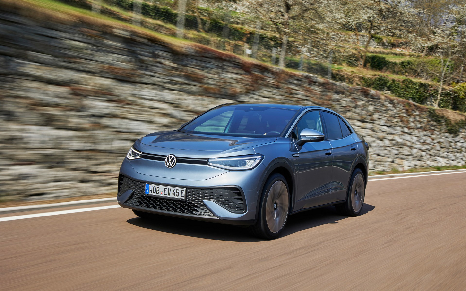 Δοκιμή Volkswagen ID.5 Pro Performance: Η νεανική εκδοχή