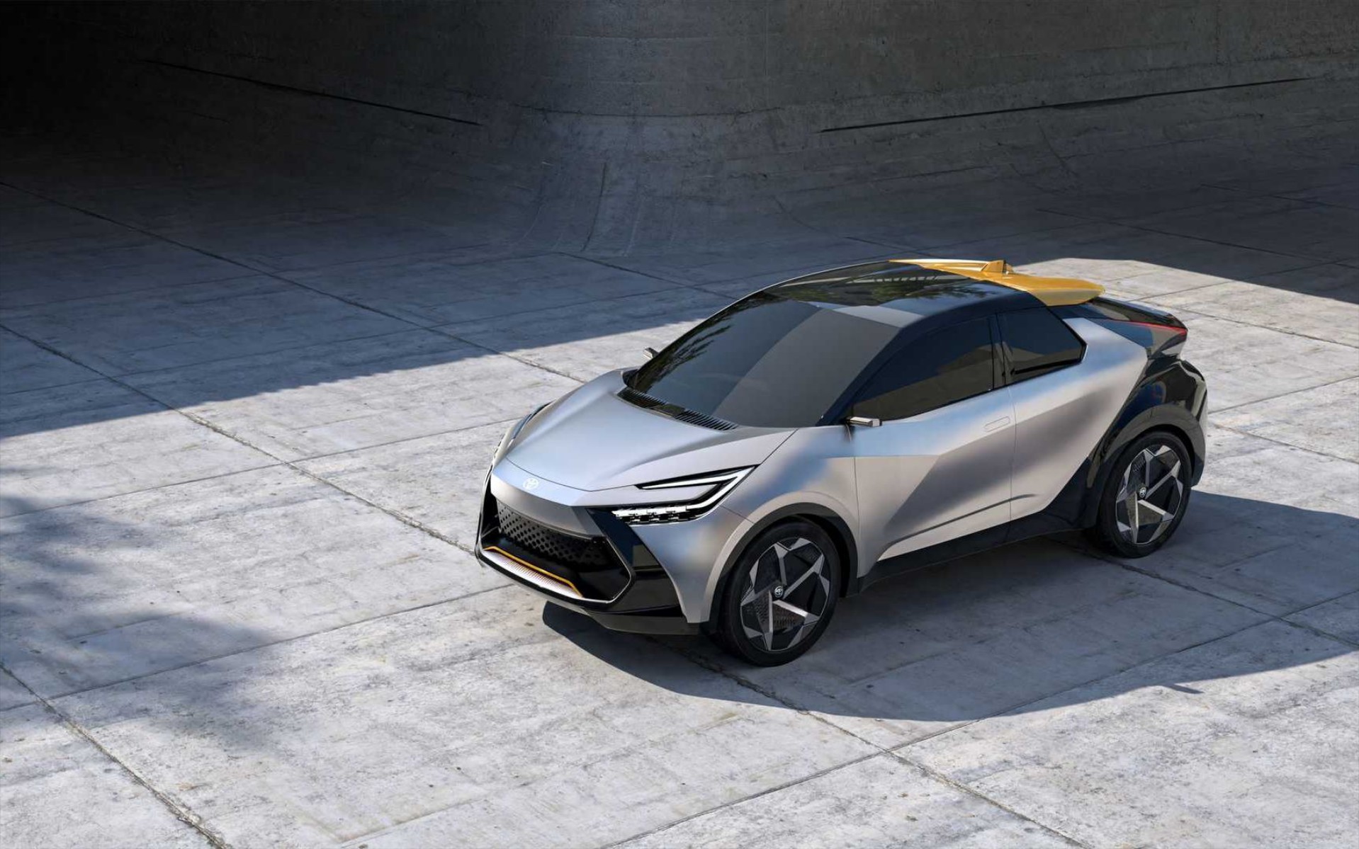 Επίσημο: Έτσι θα είναι το νέο Toyota C-HR