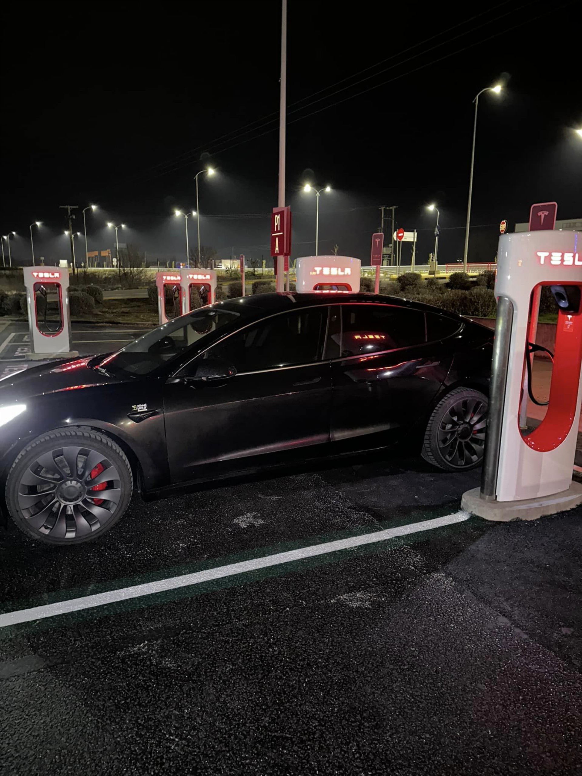 Κι άλλοι Tesla Superchargers άνοιξαν στην Ελλάδα!
