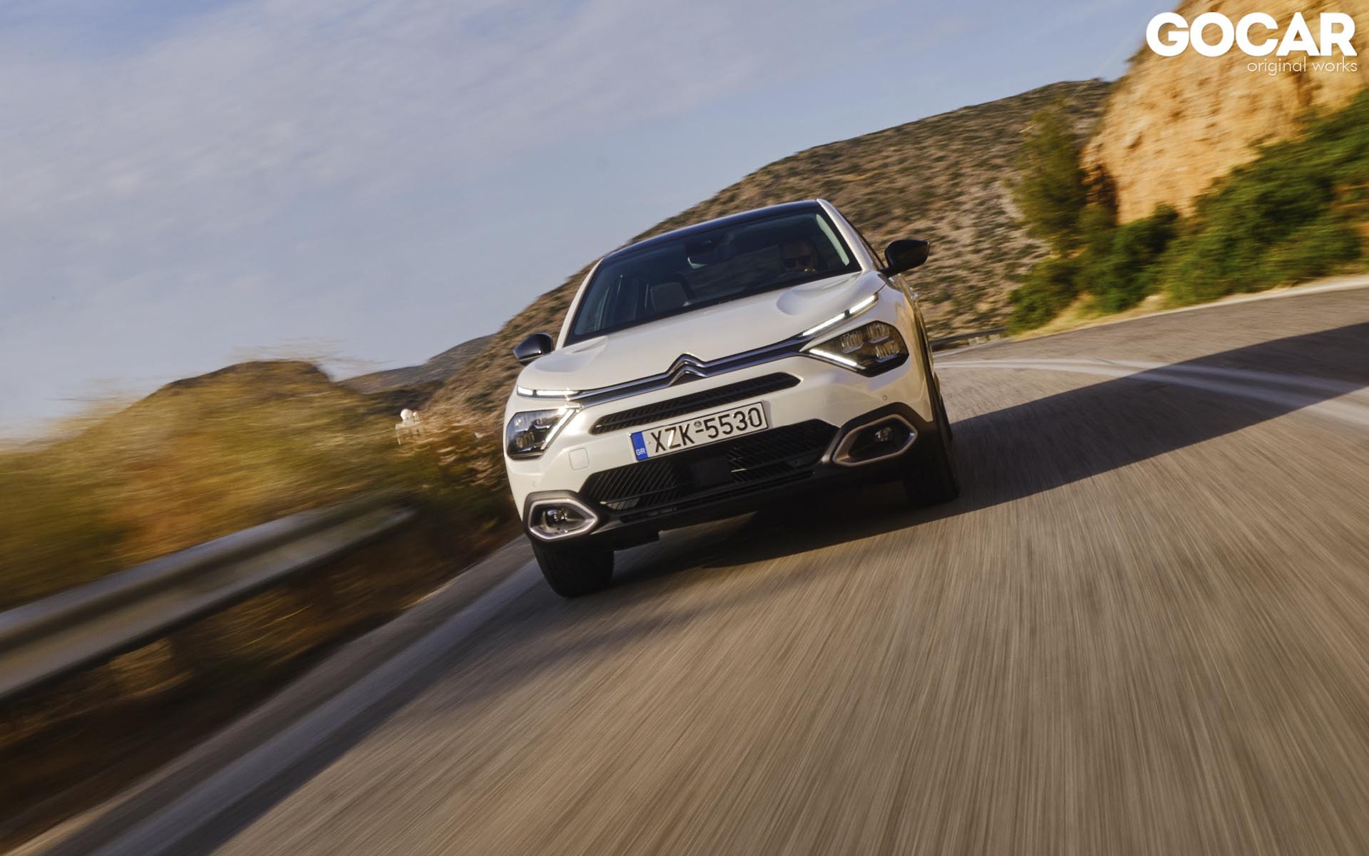 Δοκιμή Citroen e-C4 X: Αντισυμβατική και επίκαιρη! [video]