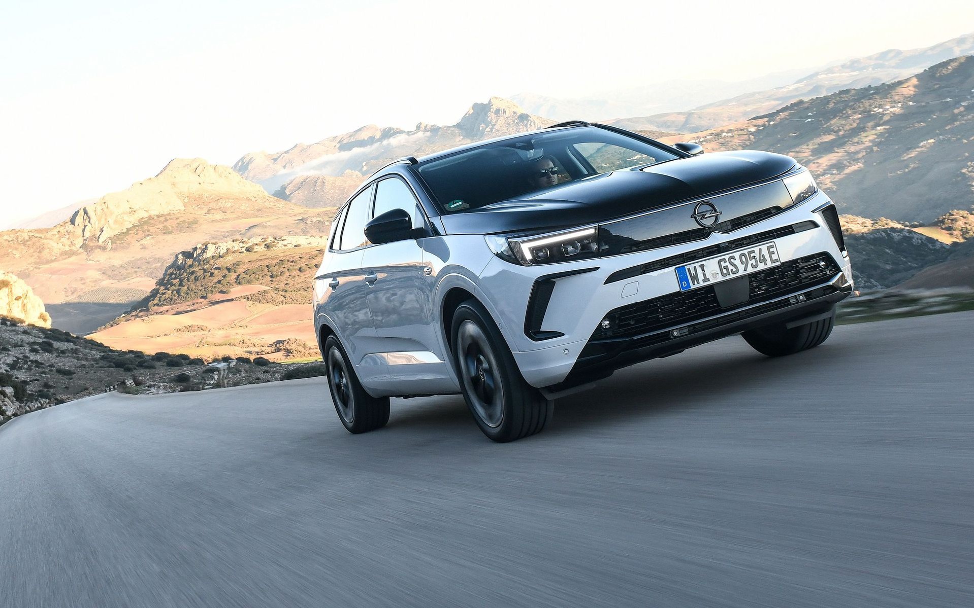 Δοκιμή Opel Grandland GSe e-AWD 300 PS: Χρησμός 