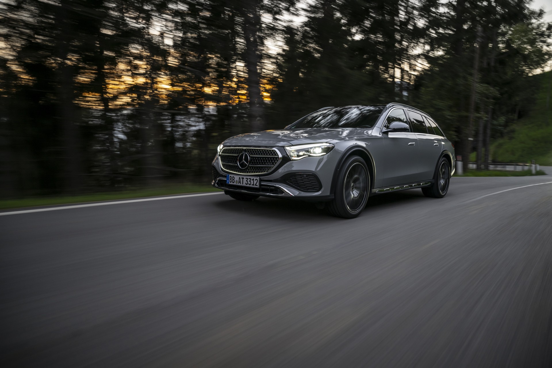 <br />
<b>Notice</b>:  Undefined property: stdClass::$title in <b>/home/www3gocar/public_html/templates/t2024/ice_c/9a1326b63621589c2d0ae49576f7df8a09573c42_0.file.box.featured.tpl.php</b> on line <b>89</b><br />
