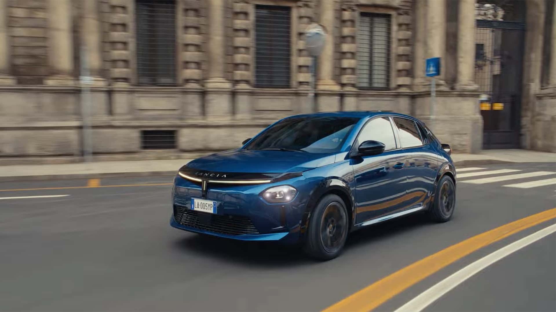 Επίσημο: Αυτή είναι η νέα Lancia Ypsilon – Πότε ξεκινούν οι παραγγελίες; [video]