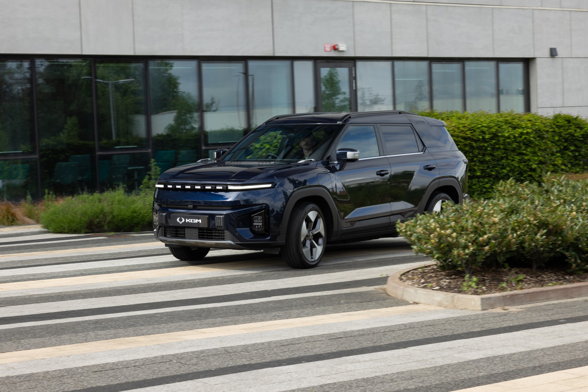 <br />
<b>Notice</b>:  Undefined property: stdClass::$title in <b>/home/www3gocar/public_html/templates/t2024/ice_c/9a1326b63621589c2d0ae49576f7df8a09573c42_0.file.box.featured.tpl.php</b> on line <b>89</b><br />
