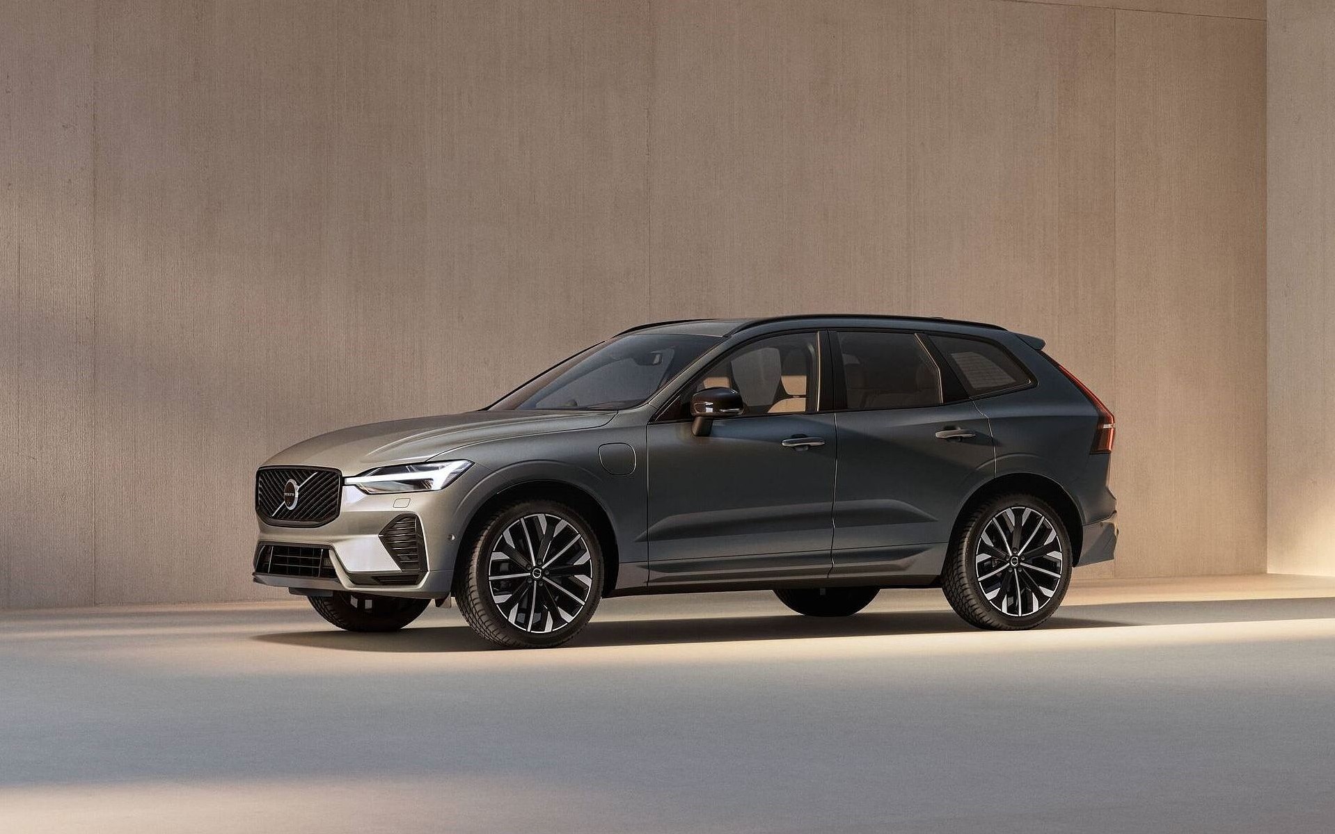 Αυτό είναι το νέο Volvo XC60 - Οι αλλαγές του μεσαίου SUV