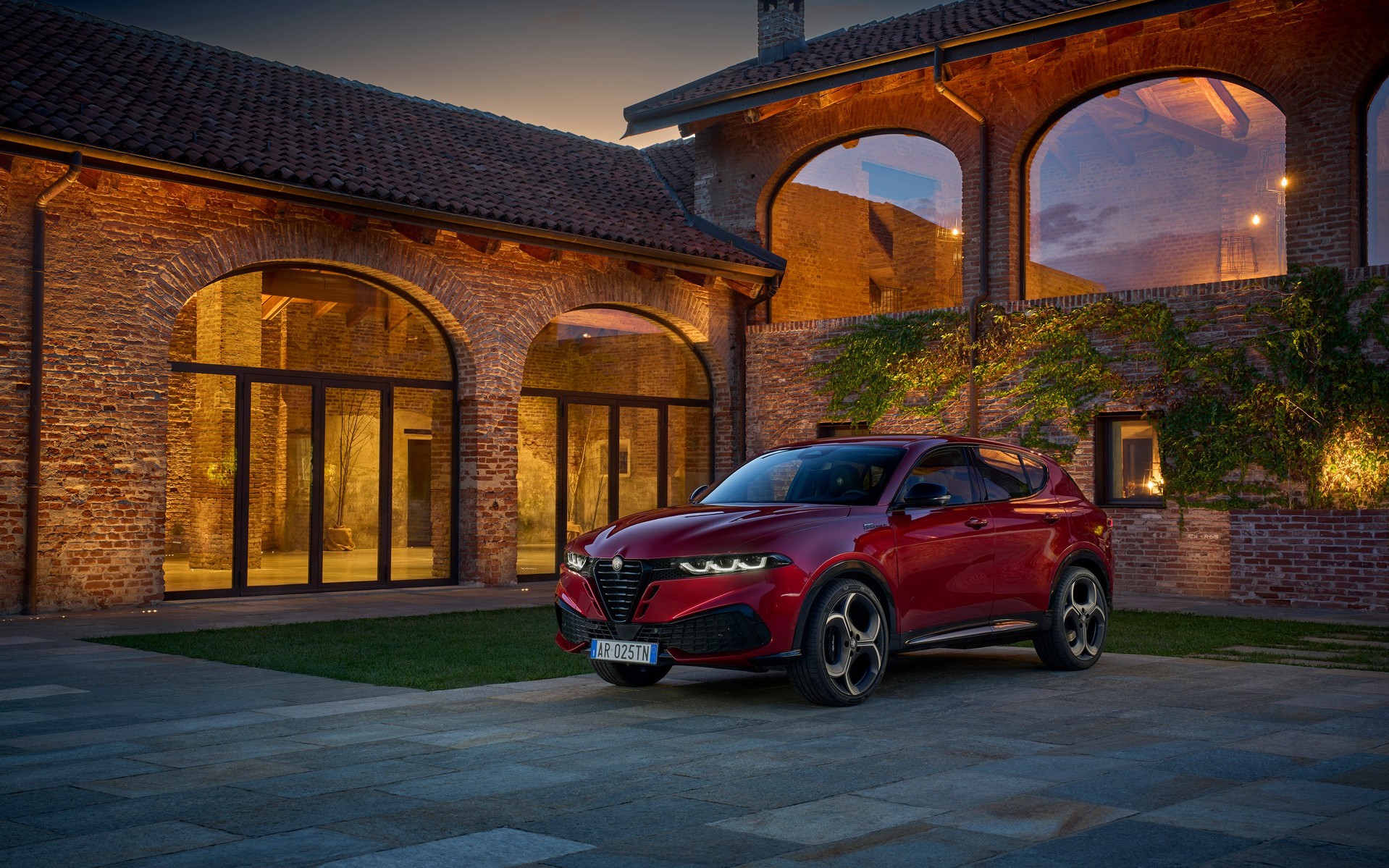 Αυτή είναι η νέα Alfa Romeo Tonale - Πότε έρχεται Ελλάδα; 