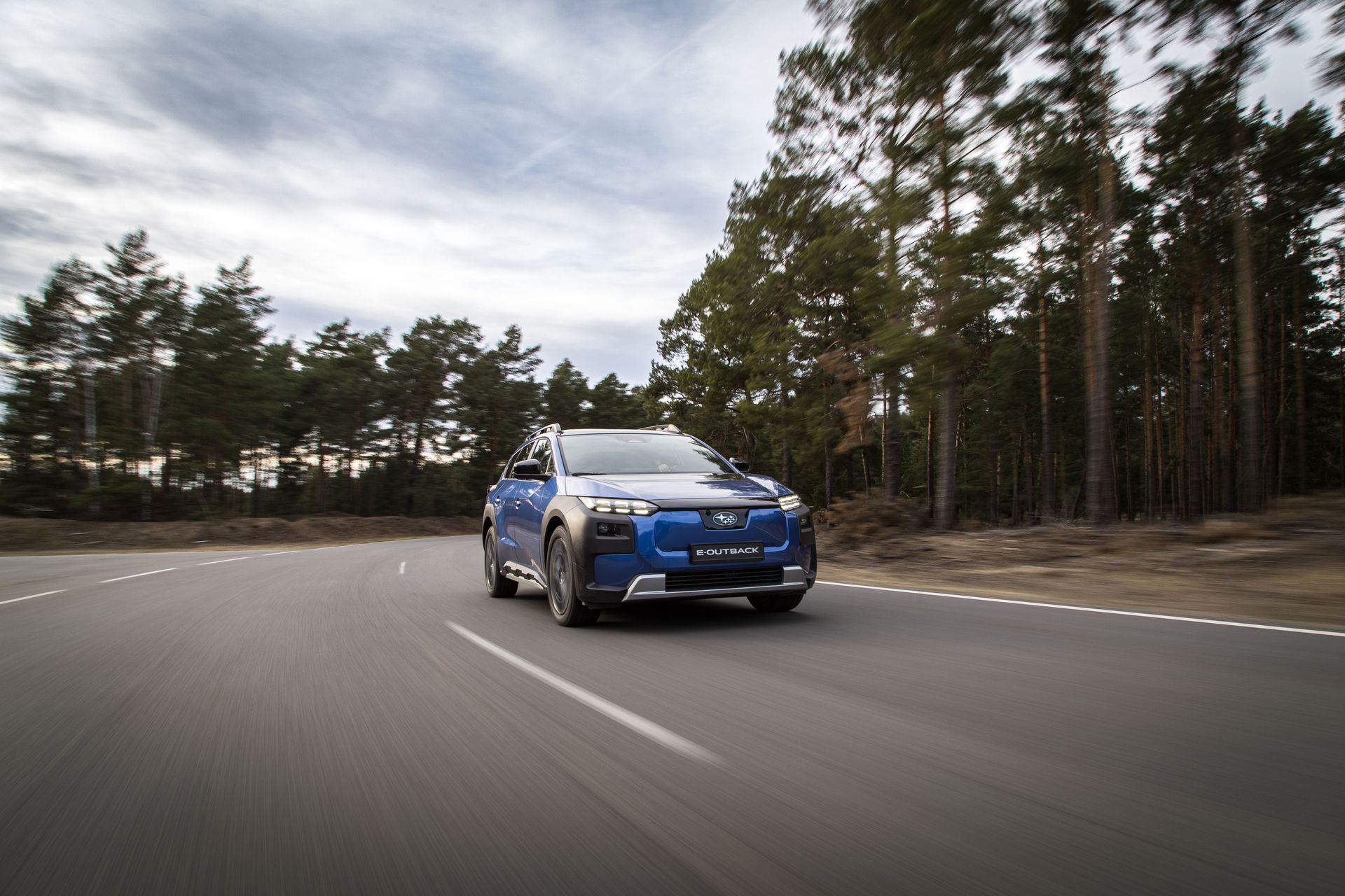 Οδηγούμε στη Γερμανία το νέο Subaru E-Outback