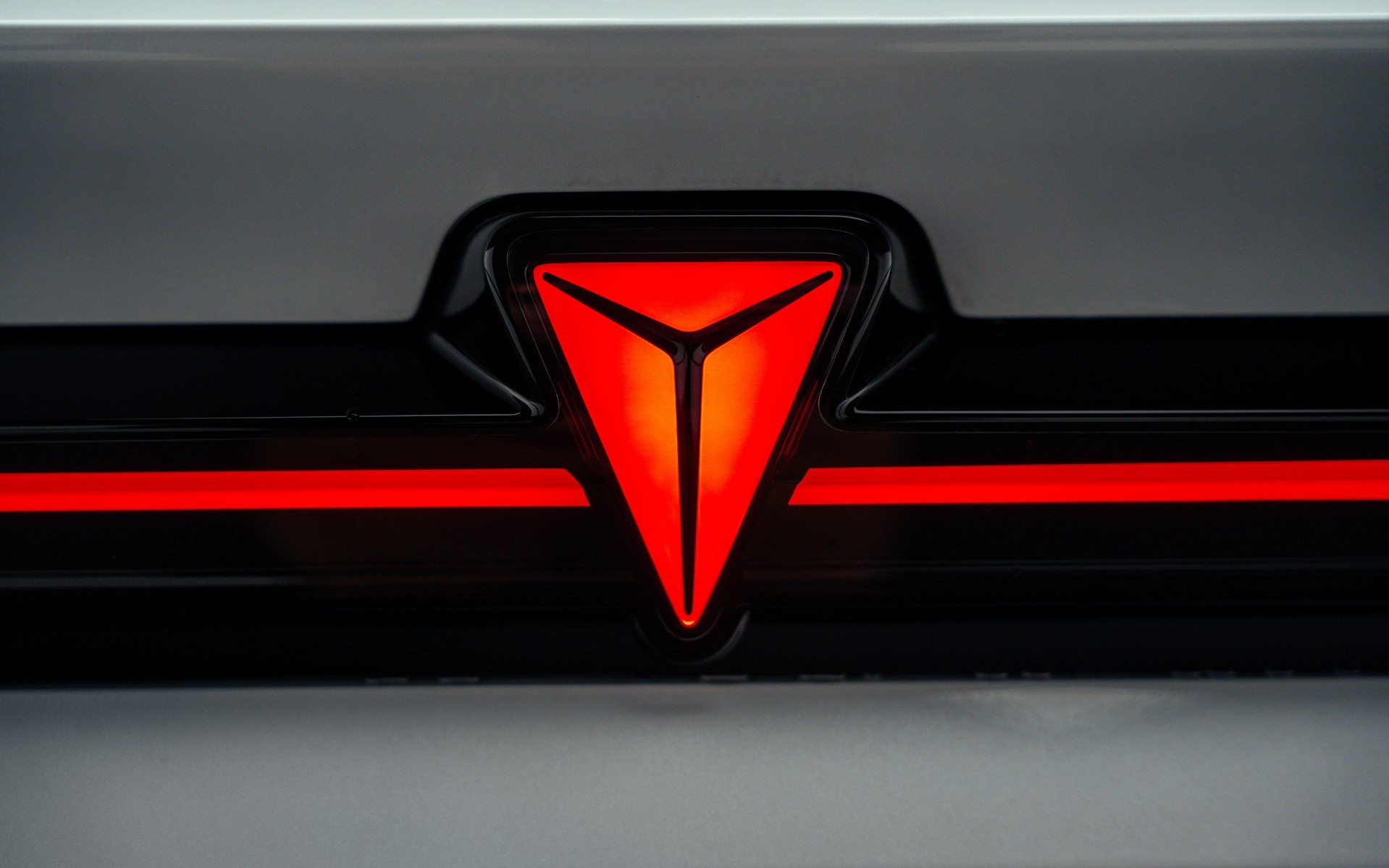 To coupe SUV με την εντυπωσιακή εμφάνιση - Έχει  εγγύηση 7 χρόνια και τιμή 36.900 ευρώ στην Ελλάδα! 