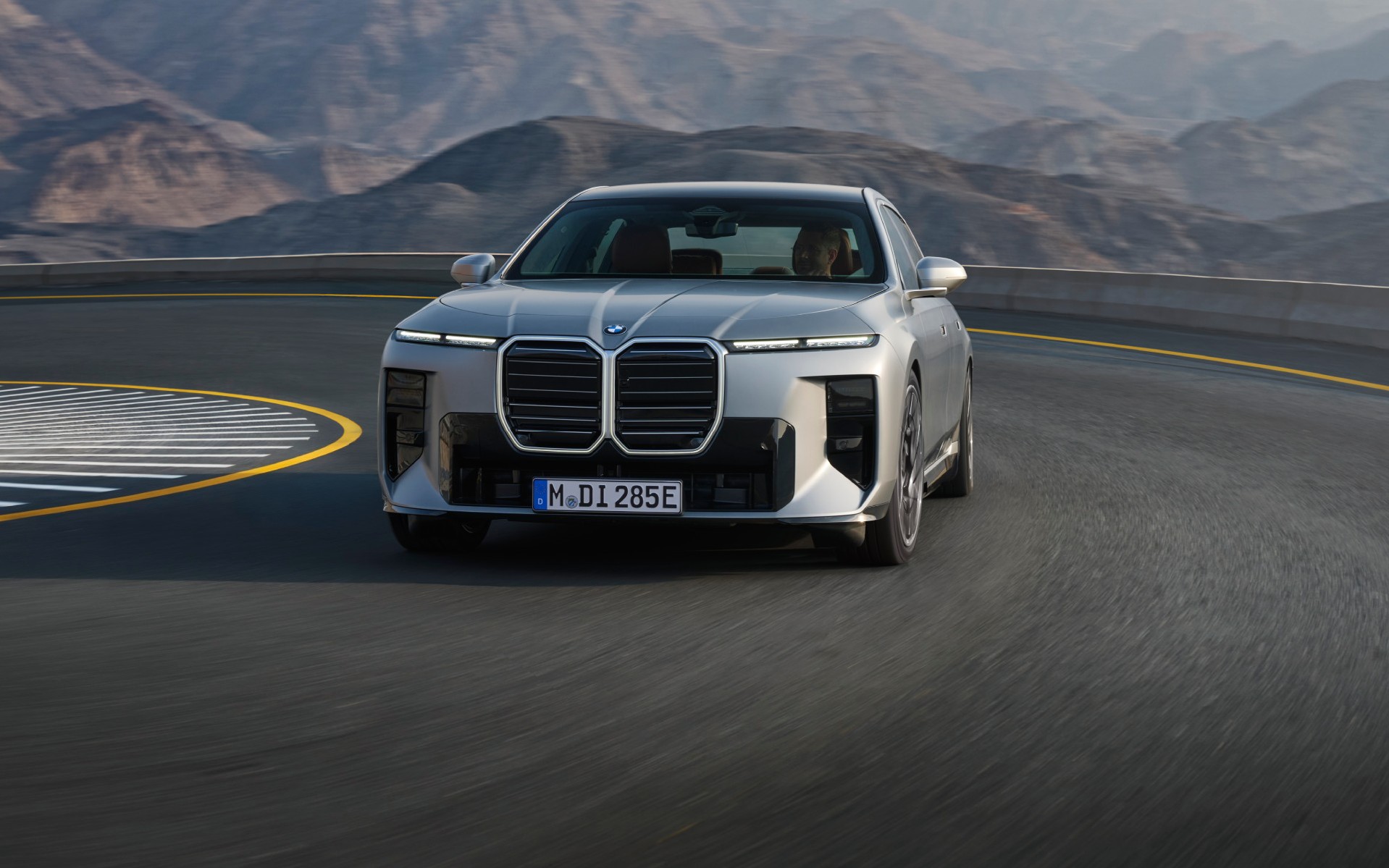 Επίσημο: Αυτή είναι η νέα BMW Σειρά 7!