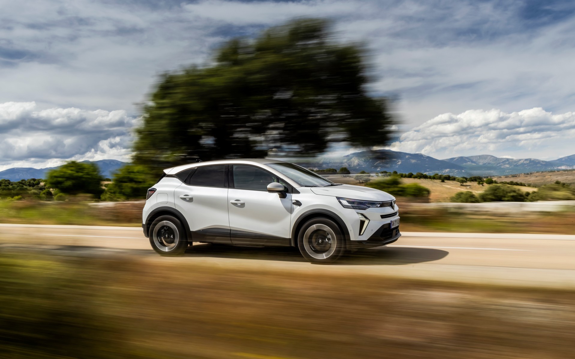 Δοκιμή Renault Captur 1.8 E-Tech 160 PS: Εχθρός του καλού…