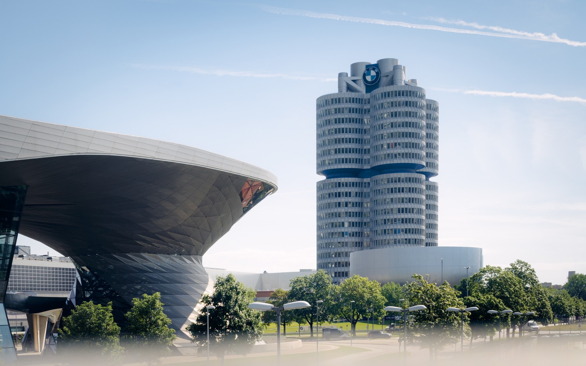 Γιατί τα κεντρικά γραφεία της BMW έχουν αυτή την ιδιαίτερη σχεδίαση; 