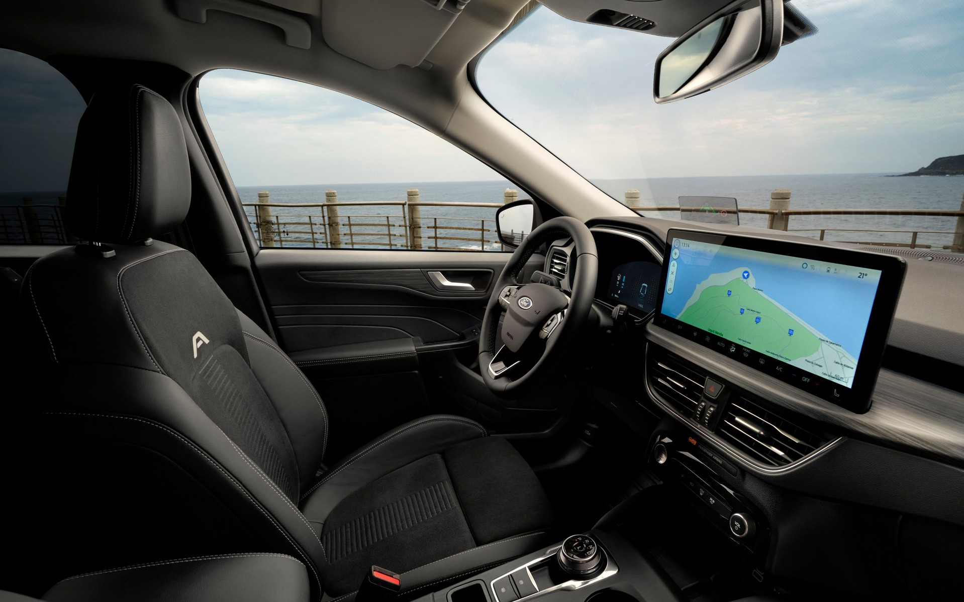 Το ολοκληρωμένο υβριδικό SUV με αυτονομία 900 km – Έχει φόρο πολυτελούς διαβίωσης μόλις 100 ευρώ!